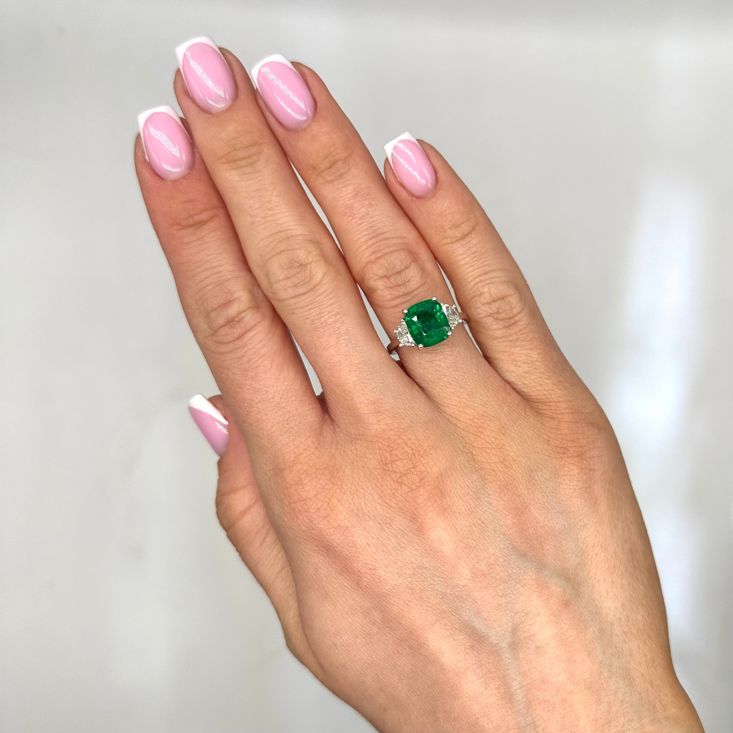 Platinum 3.34ct Emerald & 0.61ct Diamond Ring EMDR019 ZNGT