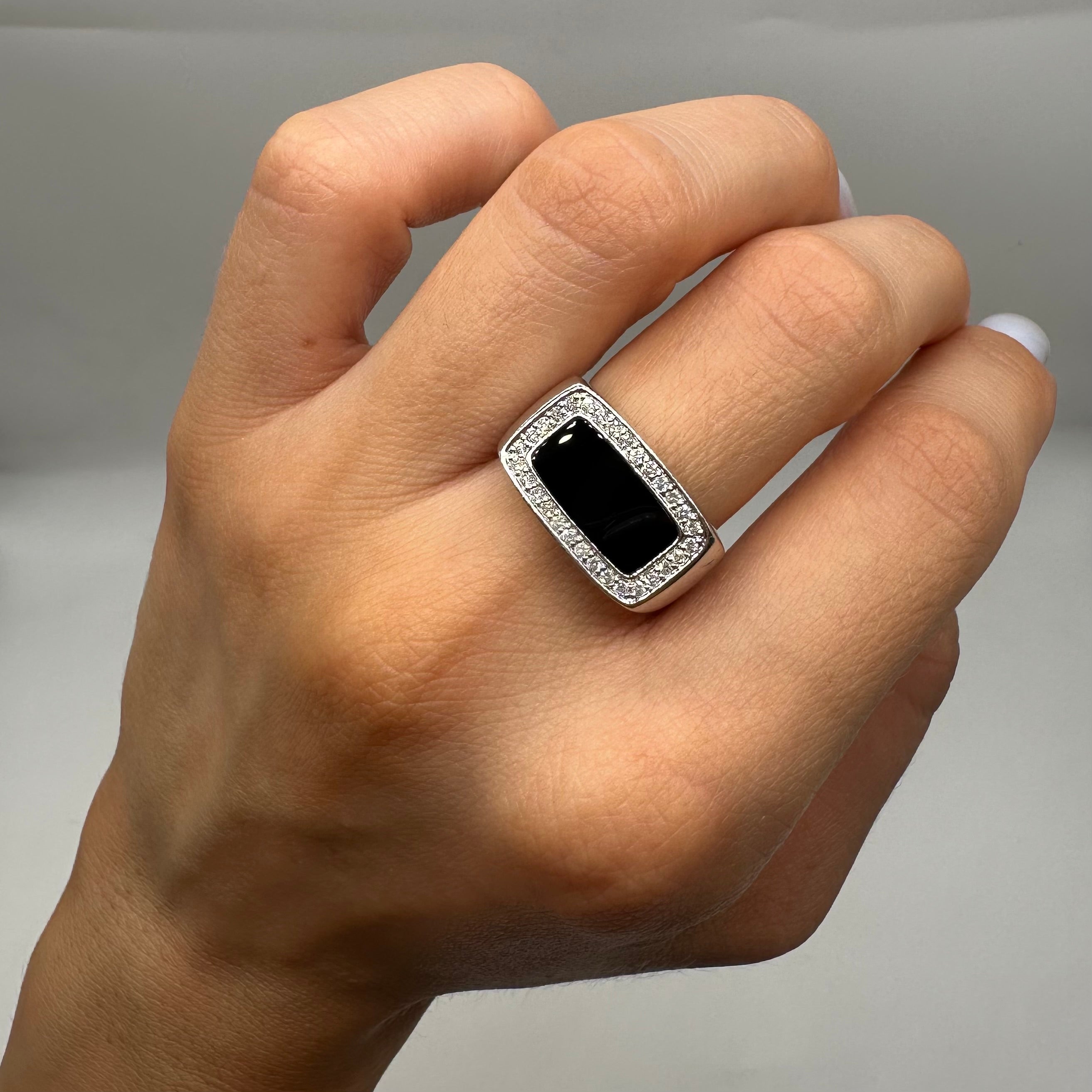 14K White Gold Diamond & Onyx Ring – 0.27ct Diamonds  W8601 ZJJ