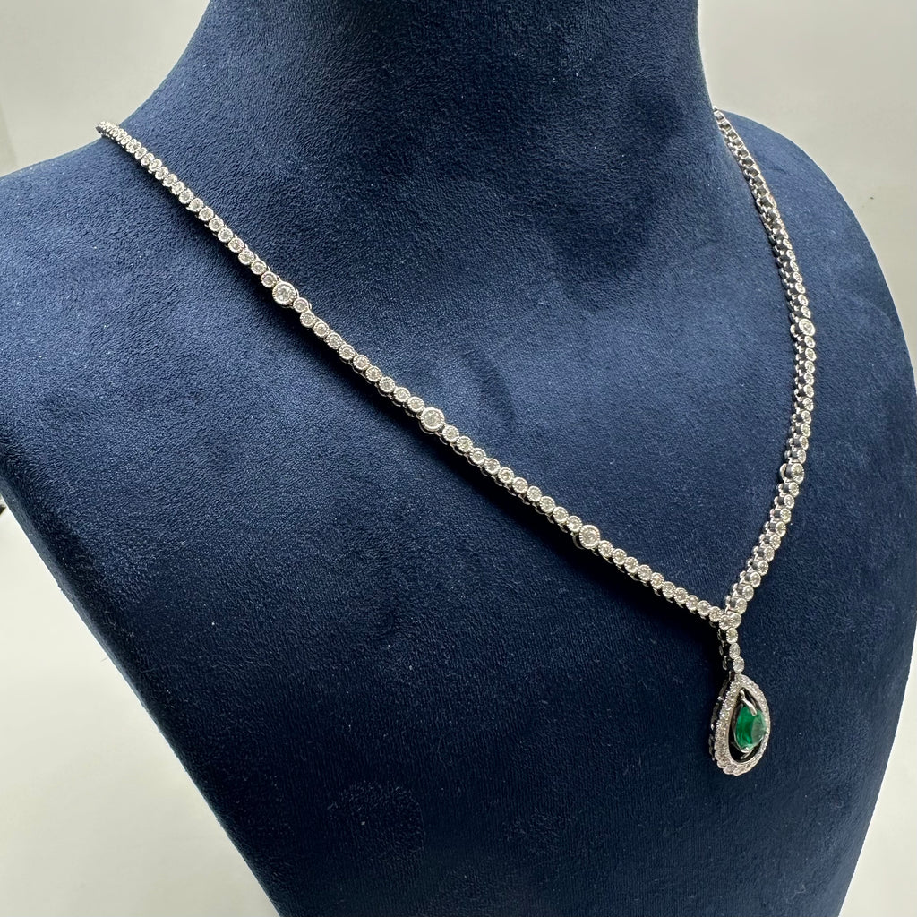 18K White Gold Emerald & Diamond Necklace – 1.50ct Emerald, 1.70ct Diamonds DN026 ILJJ