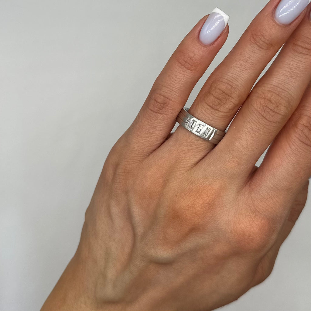 14K Platinum Baguette Diamond Men’s Wedding Band Ring – 0.30CT WB027 IJJJ