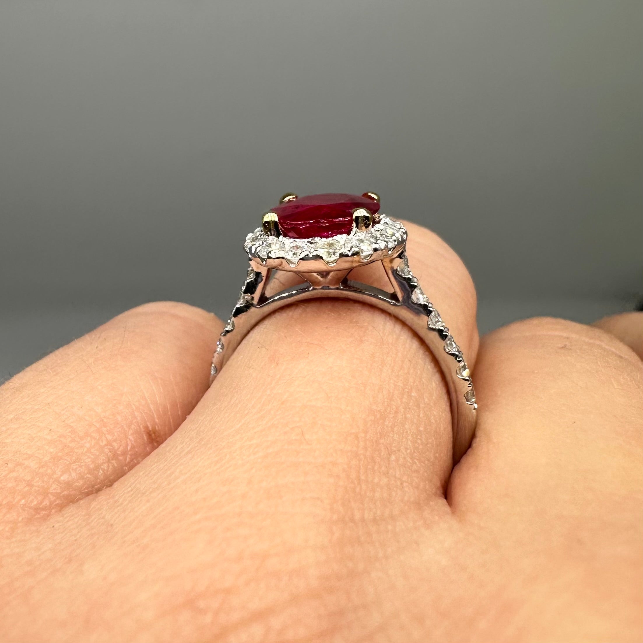 14K White Gold Ring with 2.33ct Oval Ruby and 0.80ct Diamonds