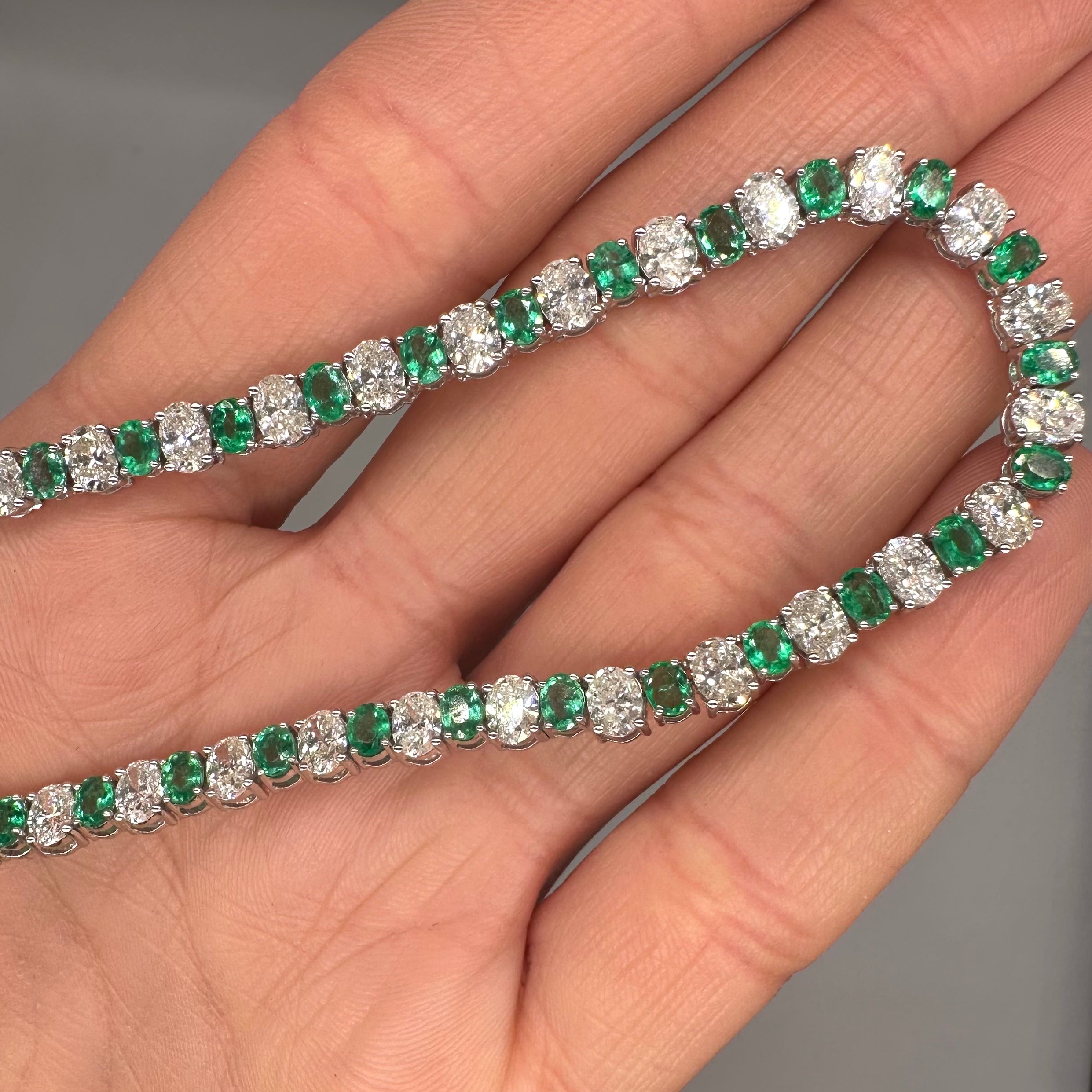 18K White Gold Emerald & Diamond Necklace – 10.26 CT Diamonds, 5.62 CT Emeralds EMDN025 ETJJ