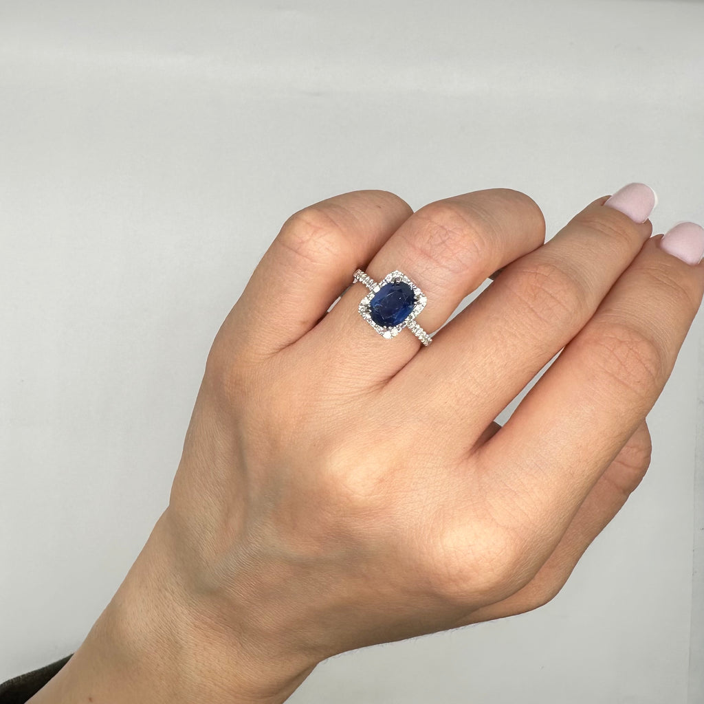 14K White Gold 2.05CT Oval Sapphire & 0.50CT Diamond Halo Ring SDR020 ISJJ