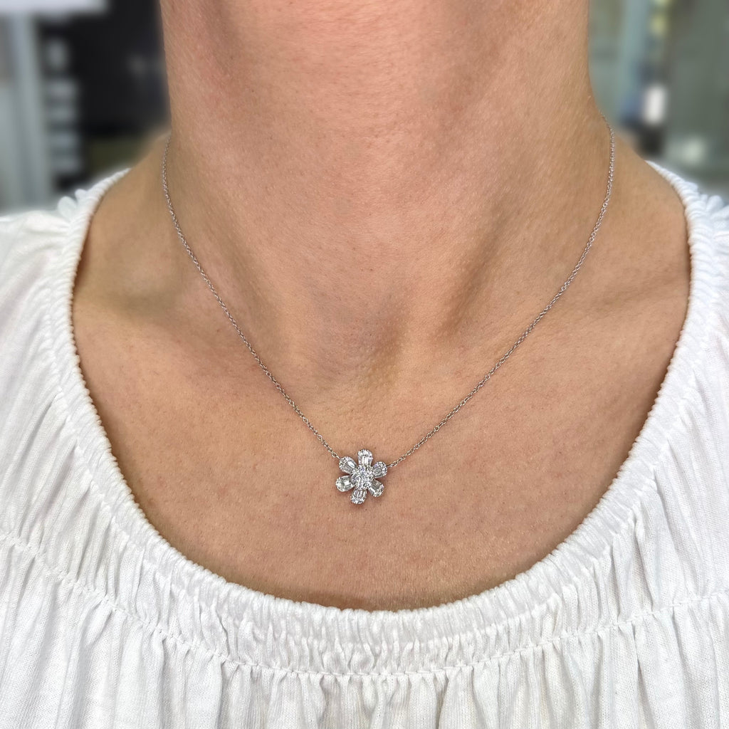 14K White Gold Diamond Flower Pendant Necklace – 0.54CT | 18” Adjustable PJNP53621B
