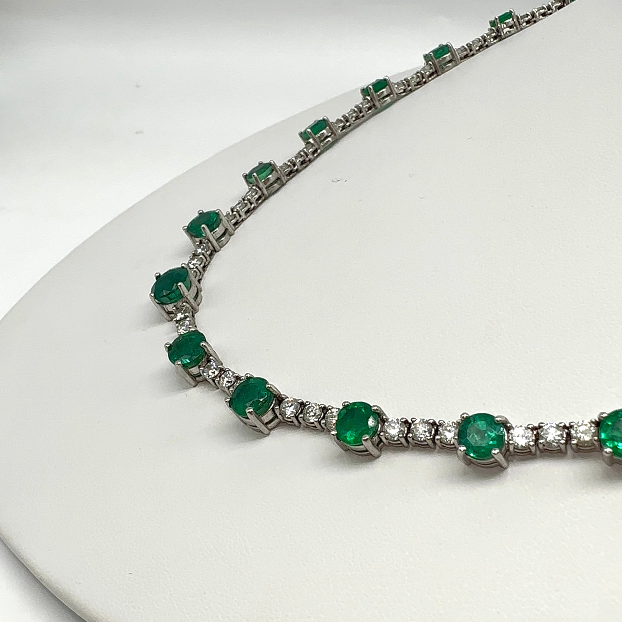 14K White Gold Round Emerald & Diamond Necklace – 14.32CT Emeralds & 10.00CT Diamonds CDN101 INJJJ