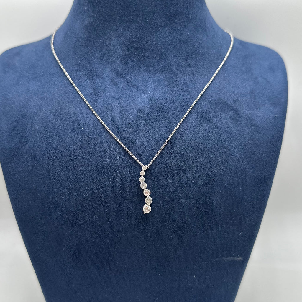 14K White Gold Diamond Pendant Necklace – 0.90CT STJ