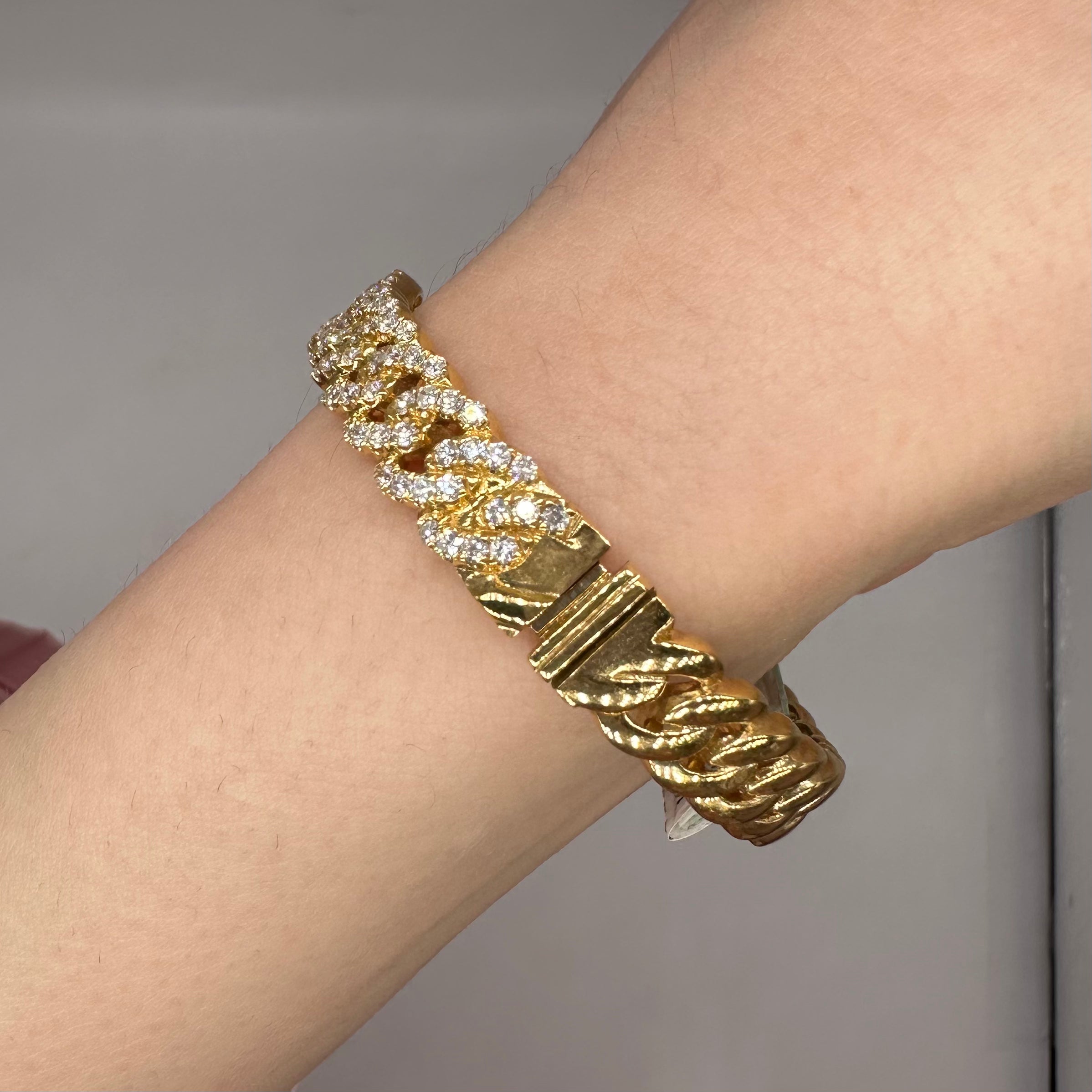 18K Yellow Gold Diamond Bangle Bracelet – 2.25ct Diamonds DBAN026 NJNJ