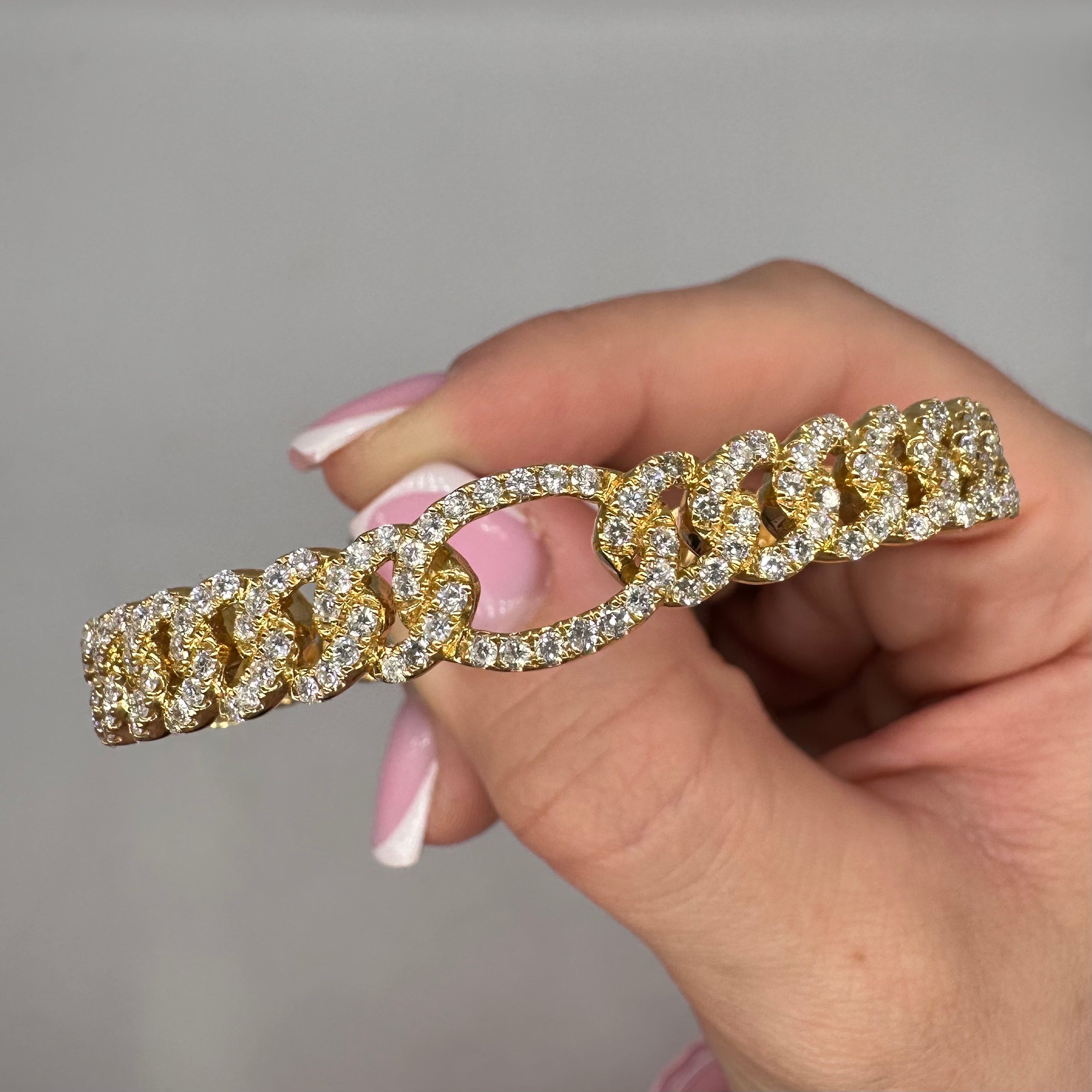 18K Yellow Gold Diamond Bangle Bracelet – 2.25ct Diamonds DBAN026 NJNJ