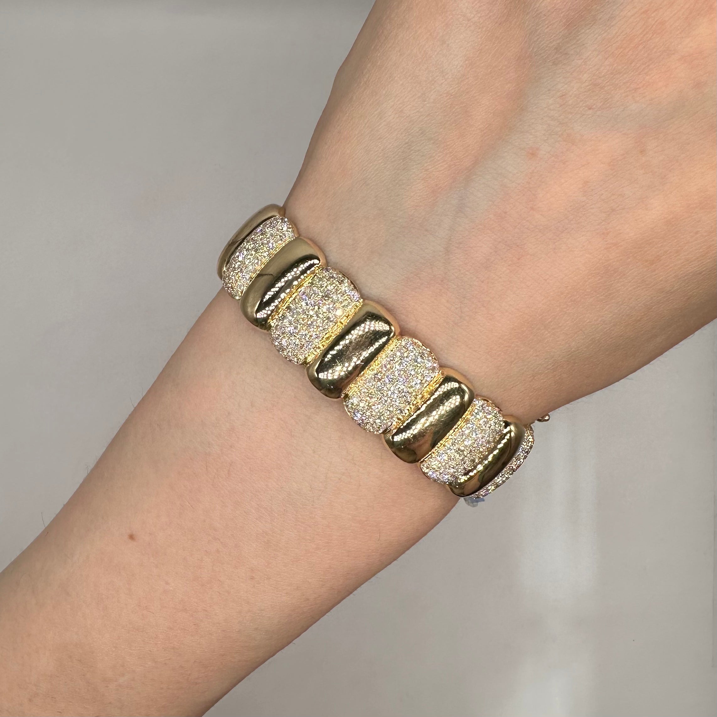 14K Yellow Gold Diamond Bangle Bracelet – 4.10ct  PPJB4816-001