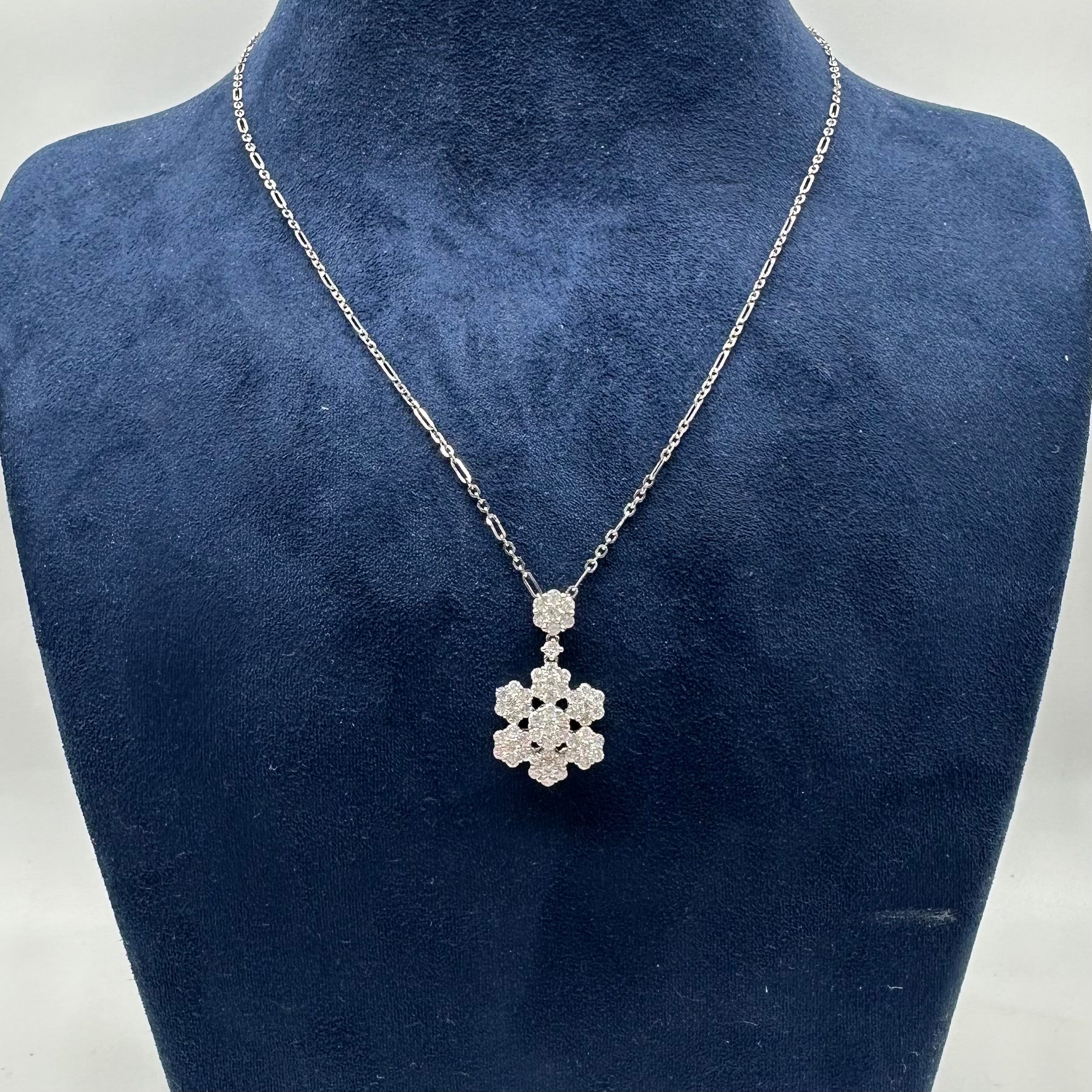 18K White Gold Diamond Floral Pendant Necklace | 1.65=CT Round Diamonds | 16 Inch LTT