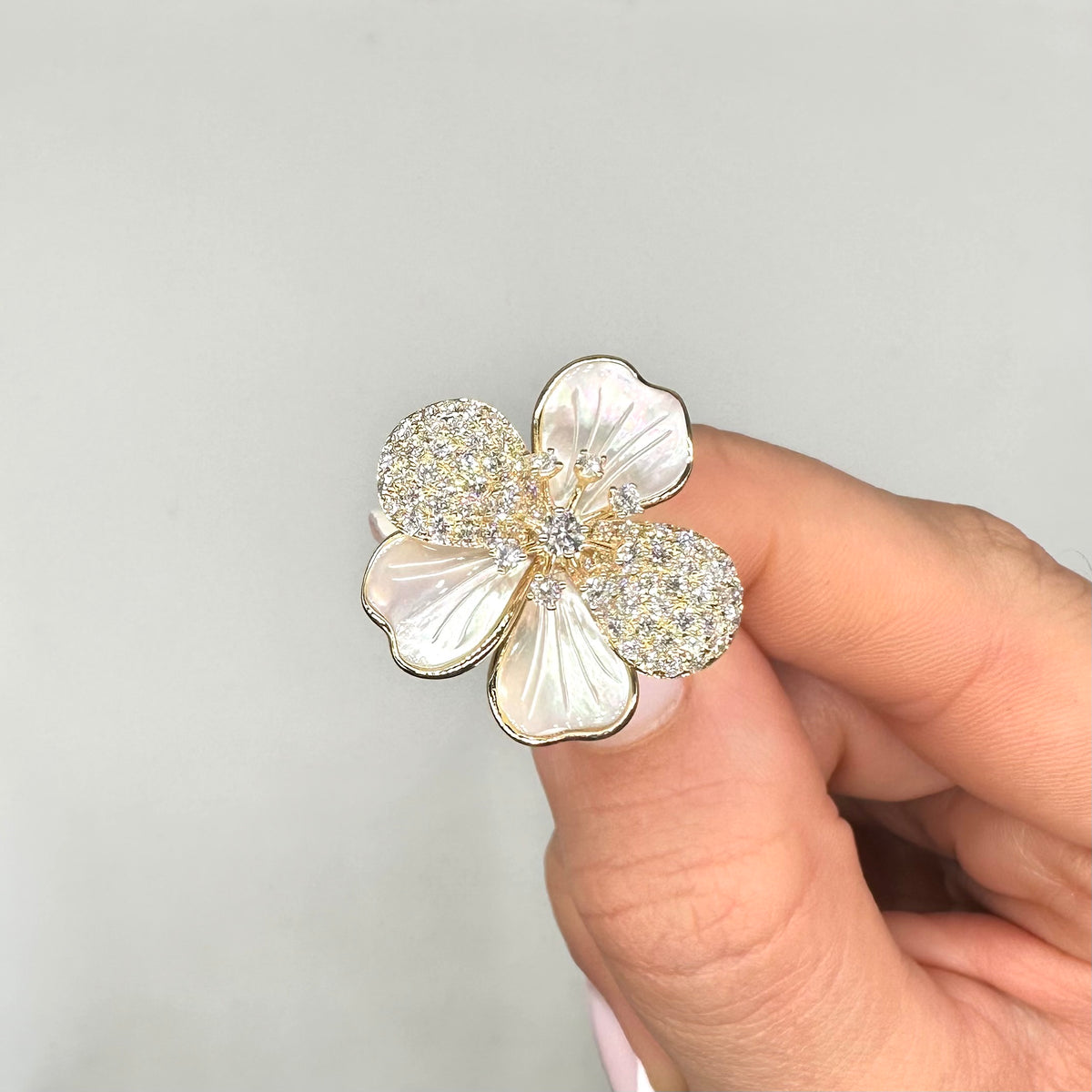 14K Yellow Gold 1.41 Ct Diamond & Mother-of-Pearl Floral Ring