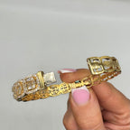 18K Yellow Gold Diamond Bangle Bracelet – 3.98CT Emerald & Round Cut Diamonds DB069 GEJJ