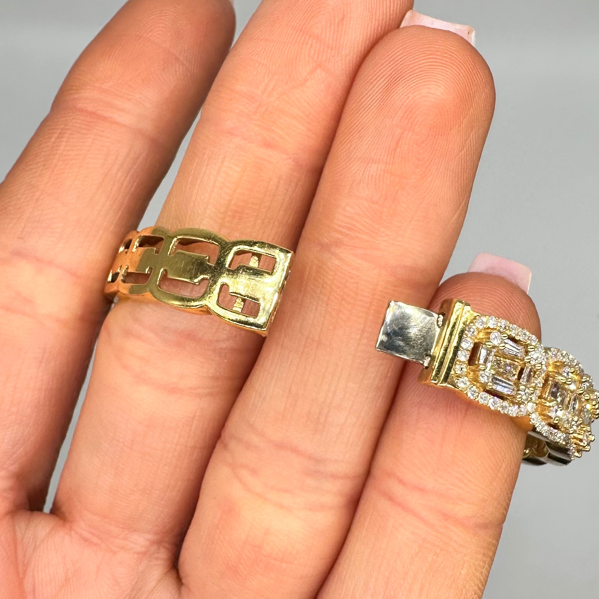 18K Yellow Gold Diamond Bangle Bracelet – 3.98CT Emerald & Round Cut Diamonds DB069 GEJJ