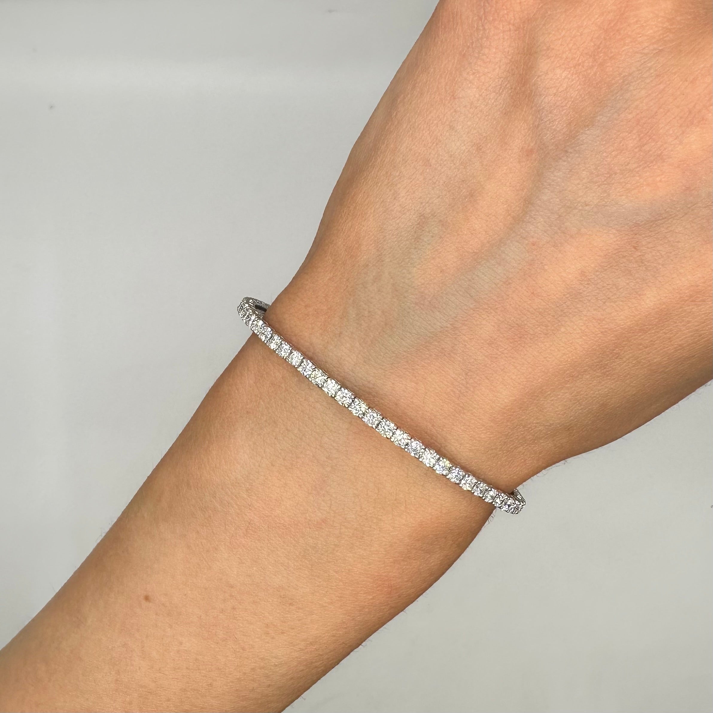 14K White Gold 3.42 CT Diamond Flexible Tennis Bangle DB0114 GGJJ