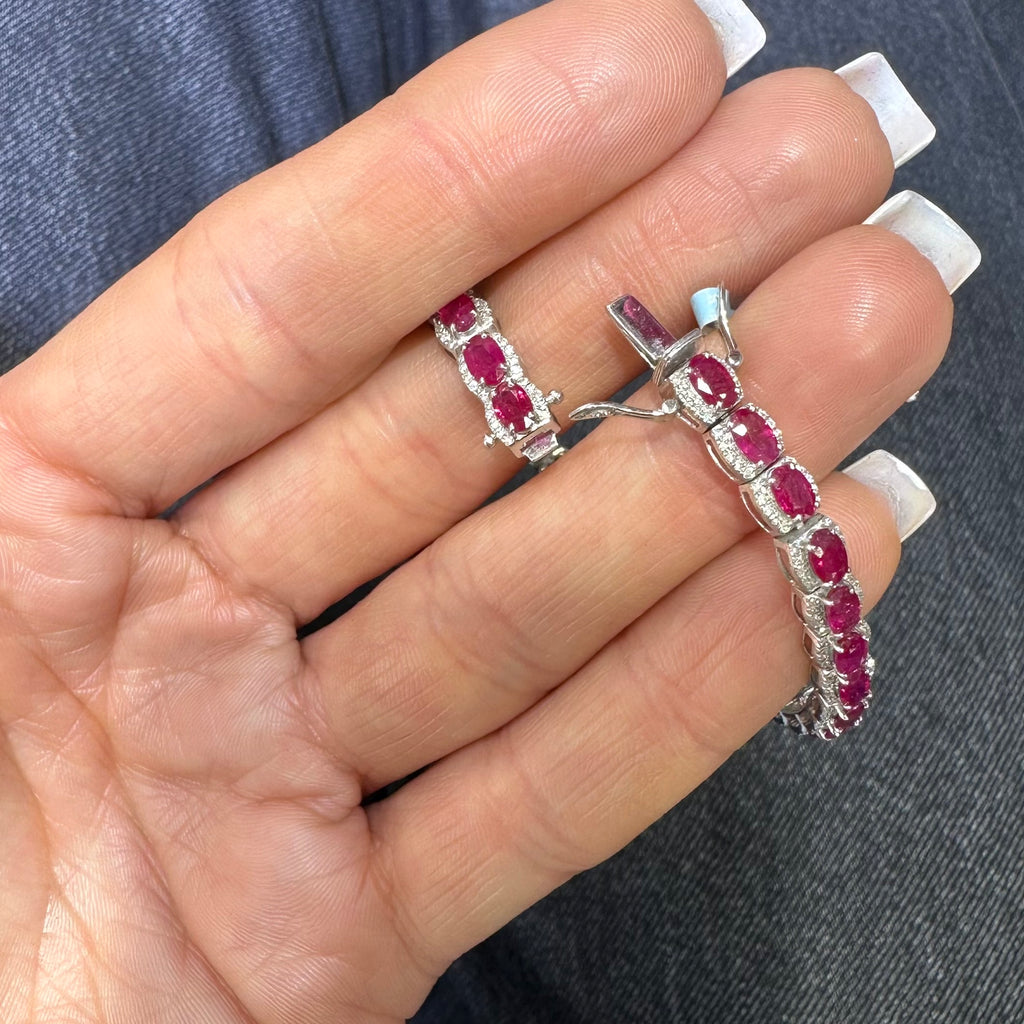 18Kt White Gold Bracelet 9.30ct Natural Rubies with 1.01ct Natural Diamonds. RDB009 GEZJ