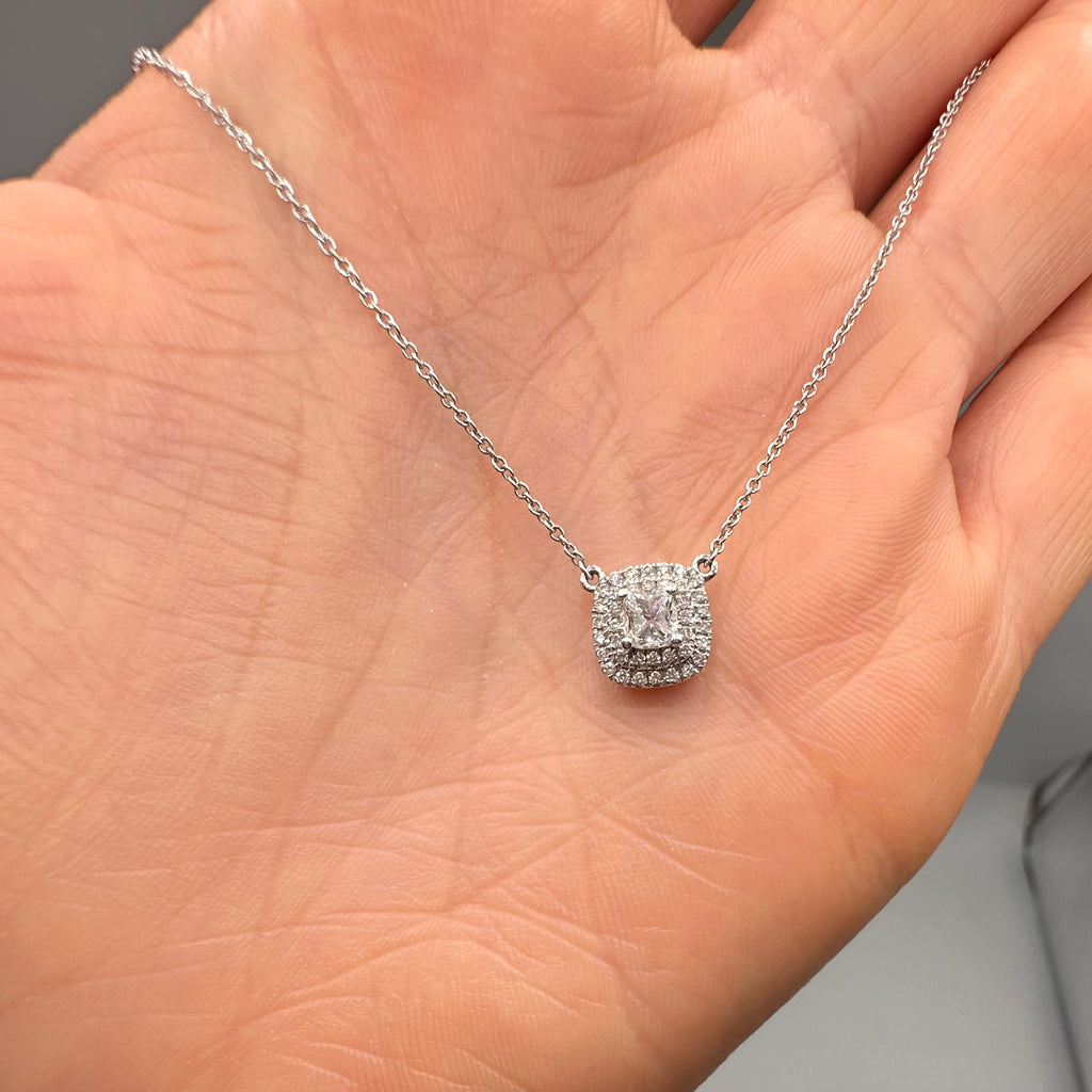 18K White Gold 0.50 CT Diamond Pendant Necklace IJJJ