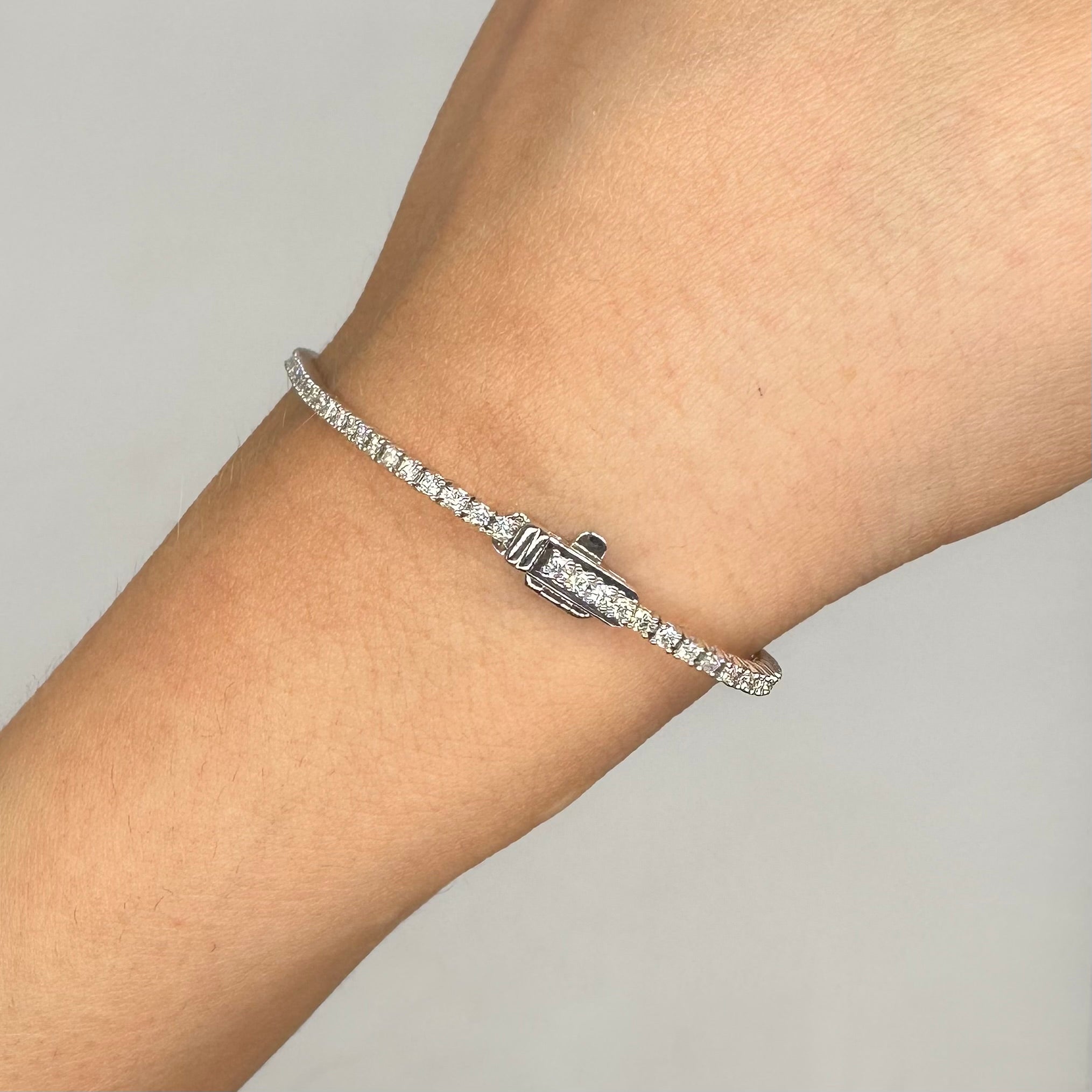 14K White Gold Diamond Tennis Bracelet – 1.01ct  J10133 LJJ