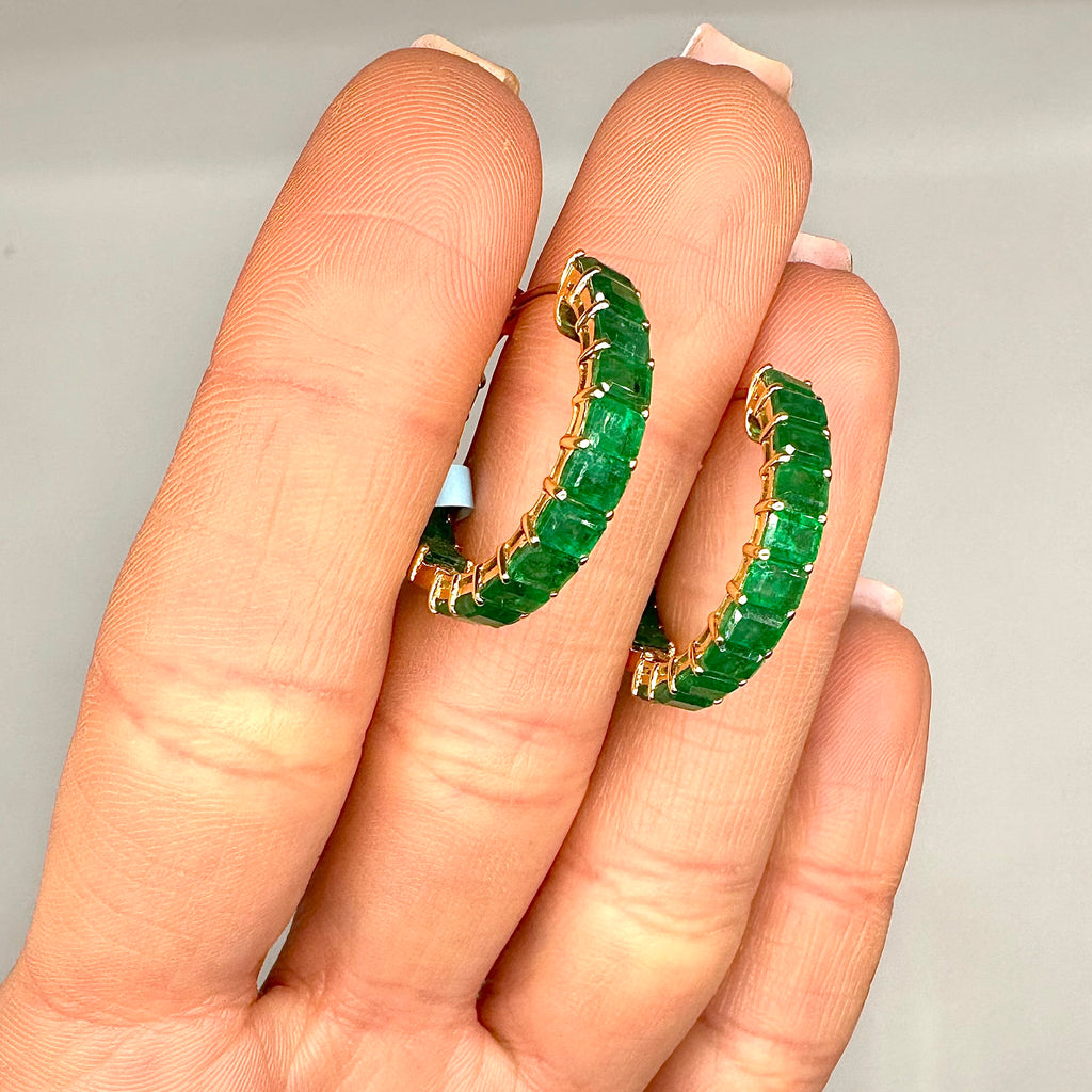 18K Yellow Gold Emerald Earrings – 7.71 CTW KE1331/EM IEST