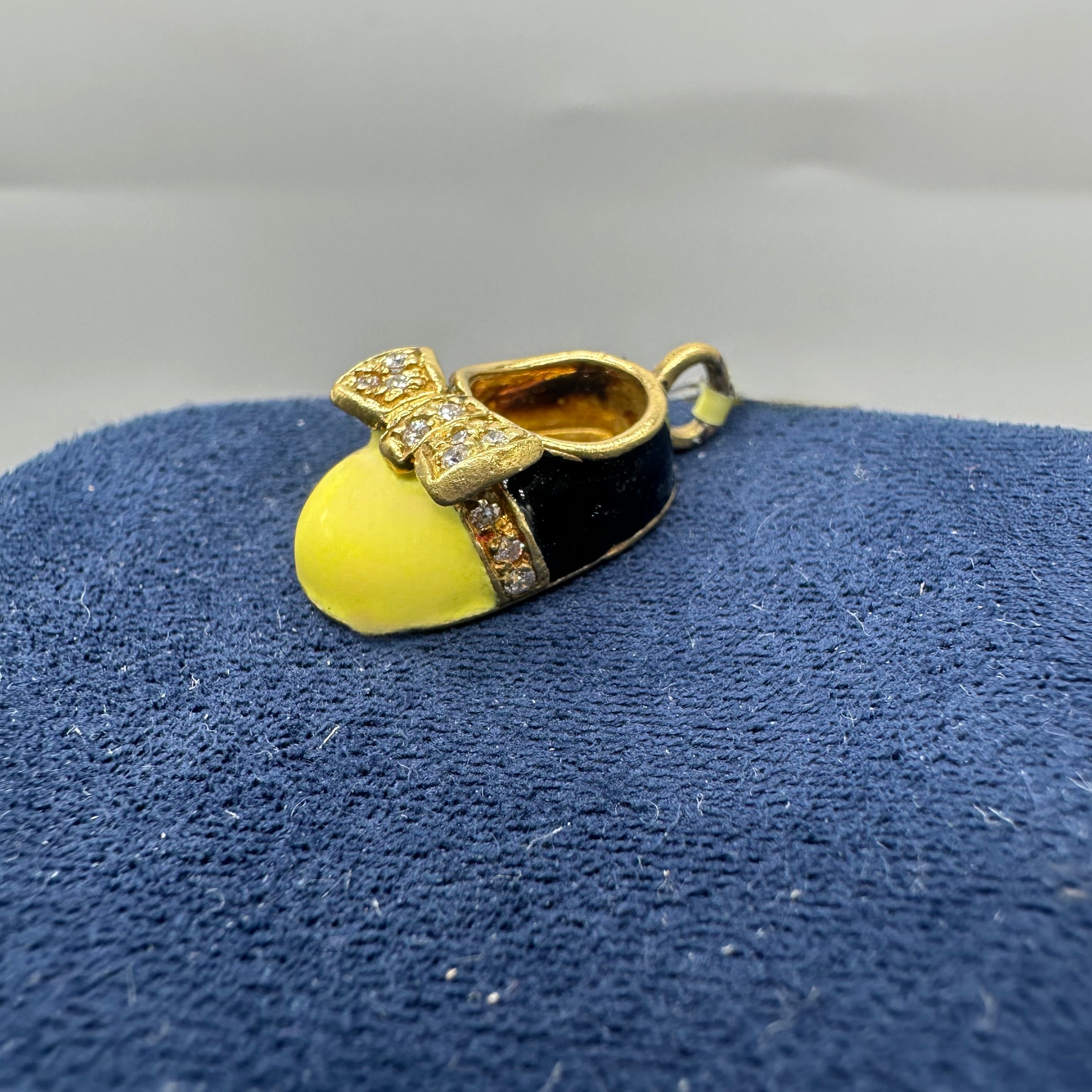 14K Yellow Gold Baby Shoe Pendant with 0.15 CT Natural Diamonds DP014 NAJ YELLOW