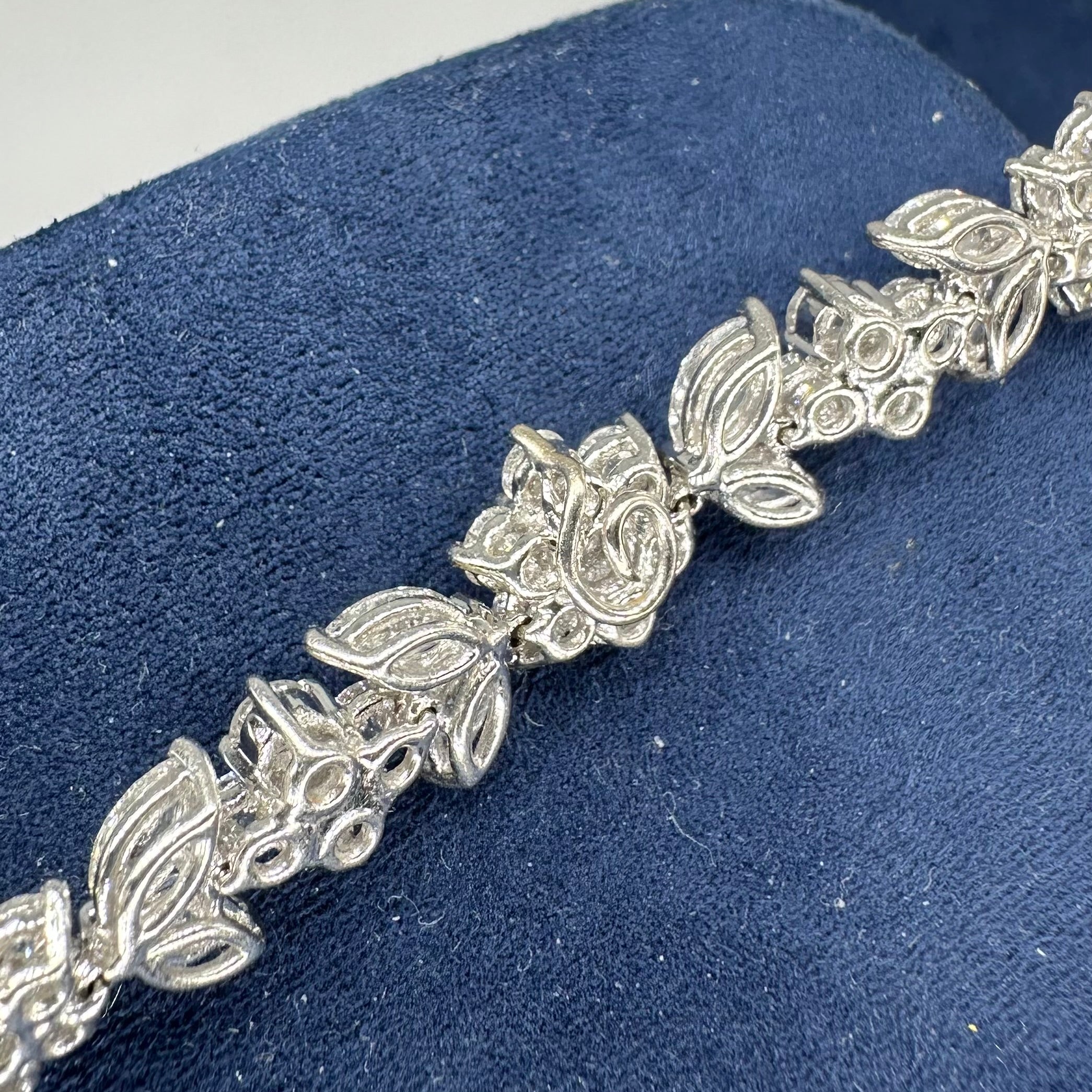 18K White Gold Diamond Necklace – 20.54ct Diamonds DN100 ILTJJ