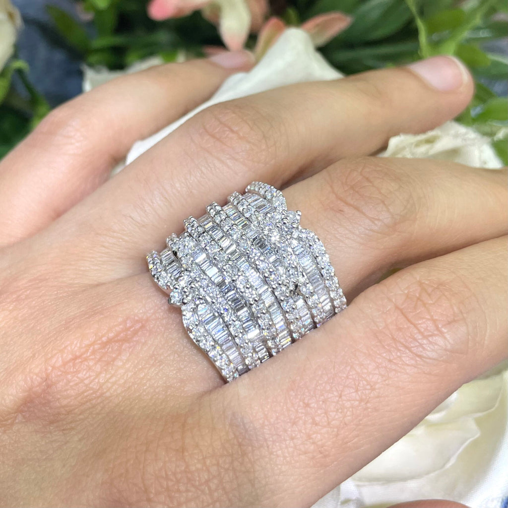 18K White Gold Baguette & Round Diamond Statement Ring – 5.00CT G/VS2-SI1 | WB407