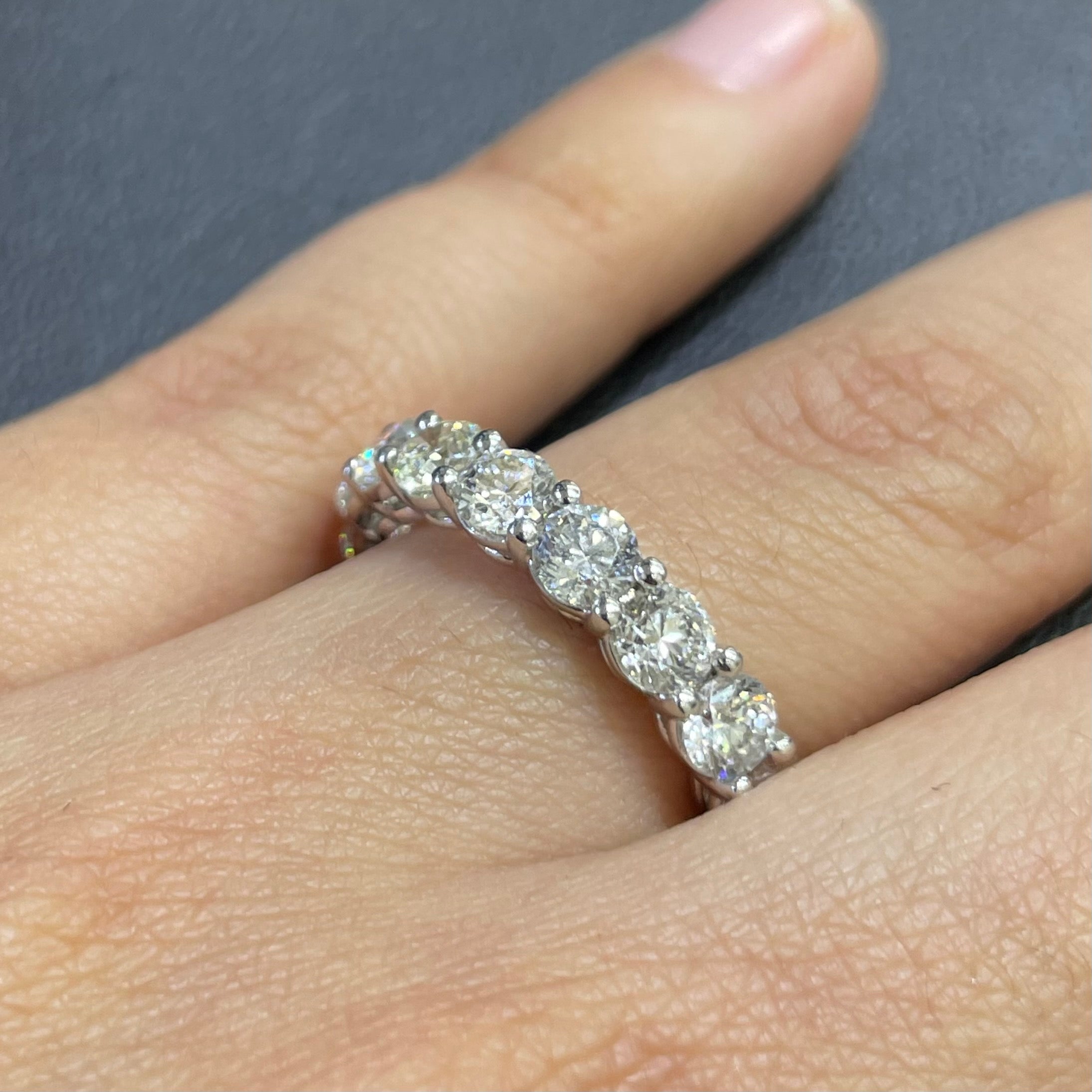 14K White Gold Round Diamond Eternity Band – 4.02CT G-H VS2/SI1 | WB247