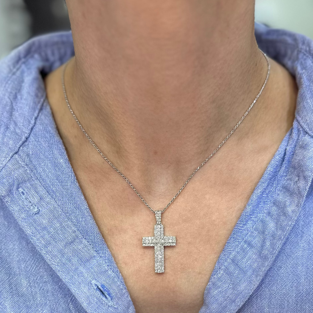 18K White Gold Round Diamond Cross Pendant Necklace – 1.60CT Diamonds IIJJ