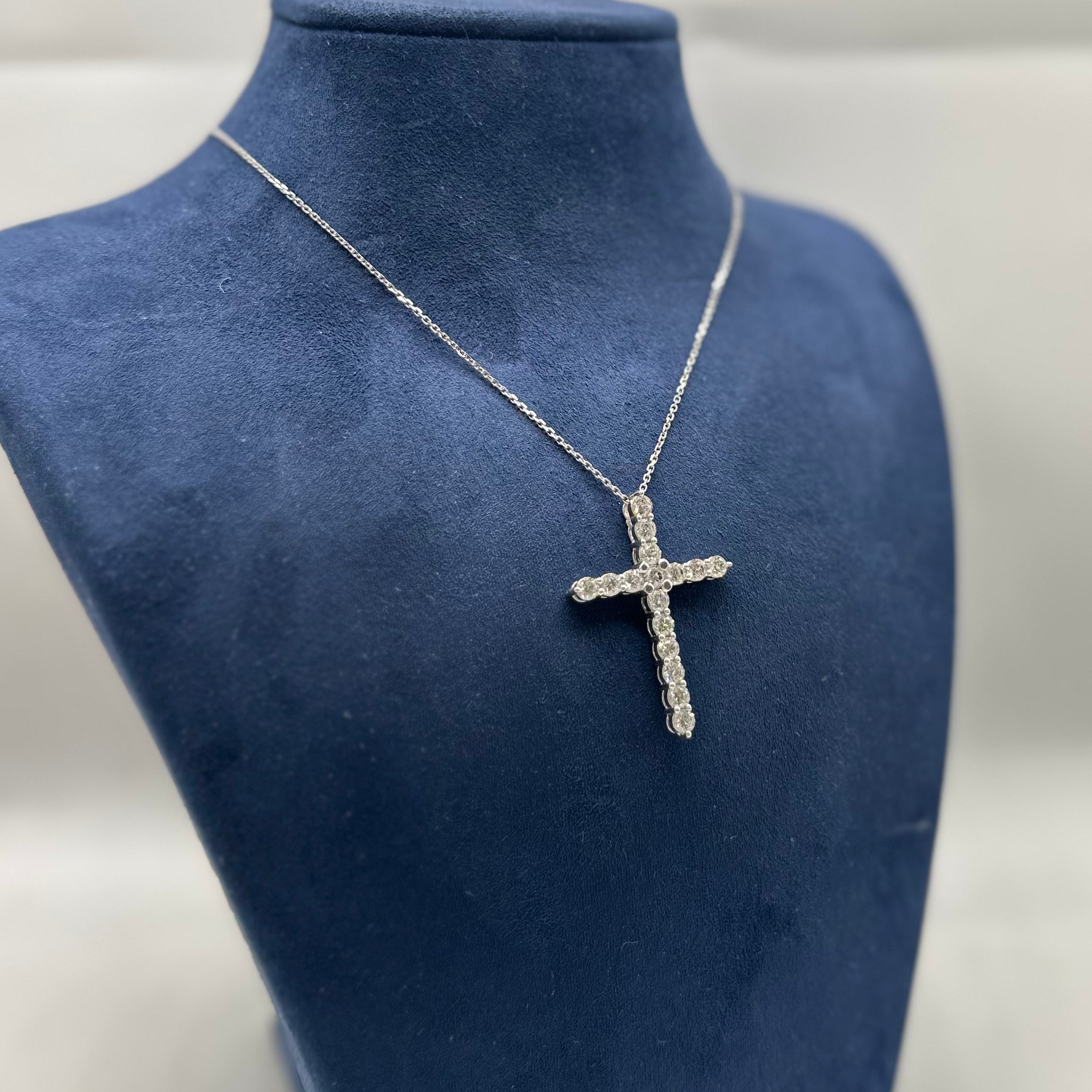 14K White Gold 3.01 CT Round Diamond Cross Pendant Necklace DP032 GNJJ