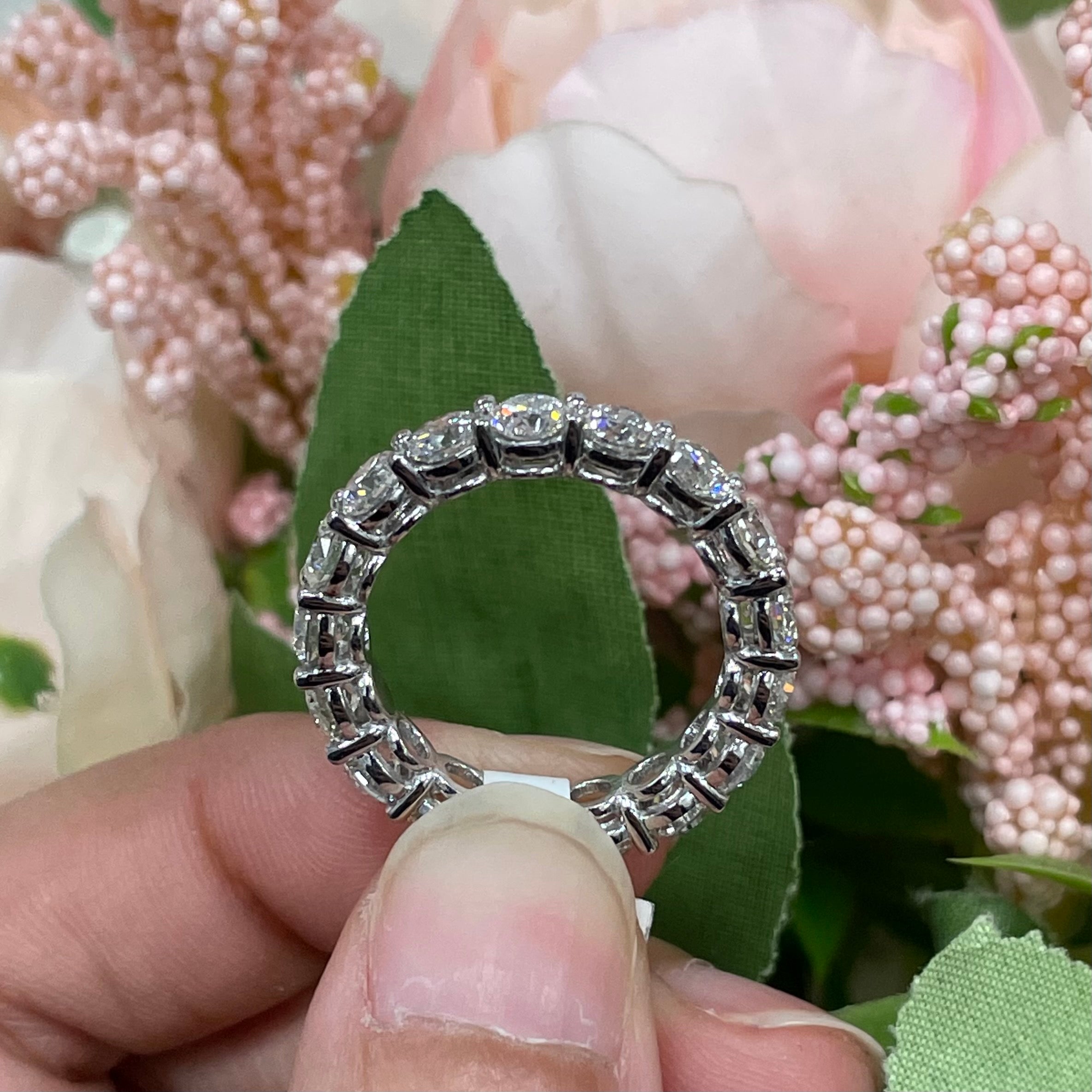 14K White Gold Round Diamond Eternity Band – 4.02CT G-H VS2/SI1 | WB247