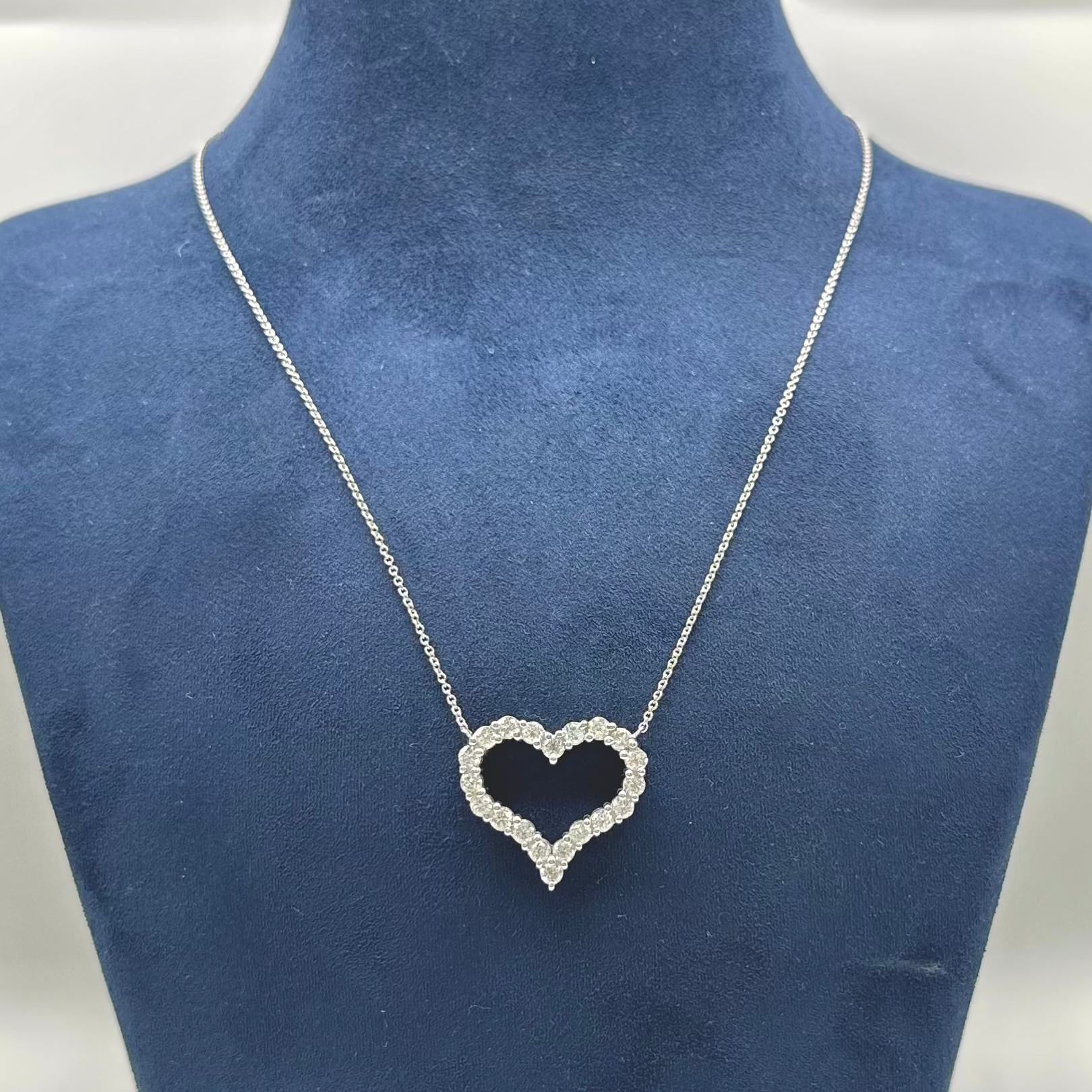 14K White Gold Diamond Heart Pendant Necklace 2.00 CT DP111 ILJJ
