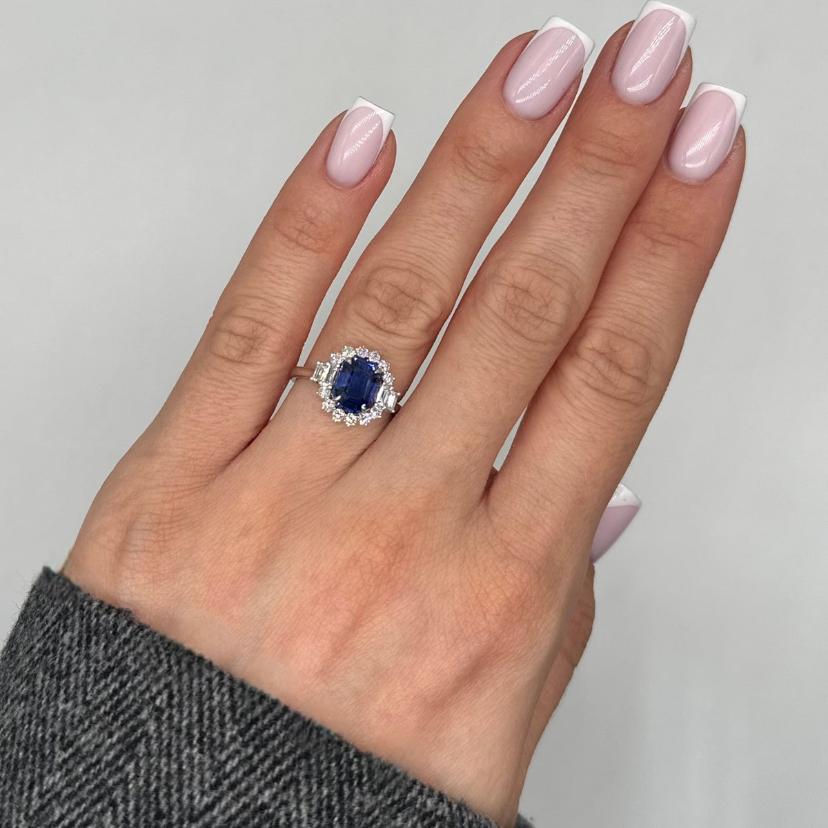 14K White Gold 2.91CT GIA Sapphire & 1.53CT Diamond Ring