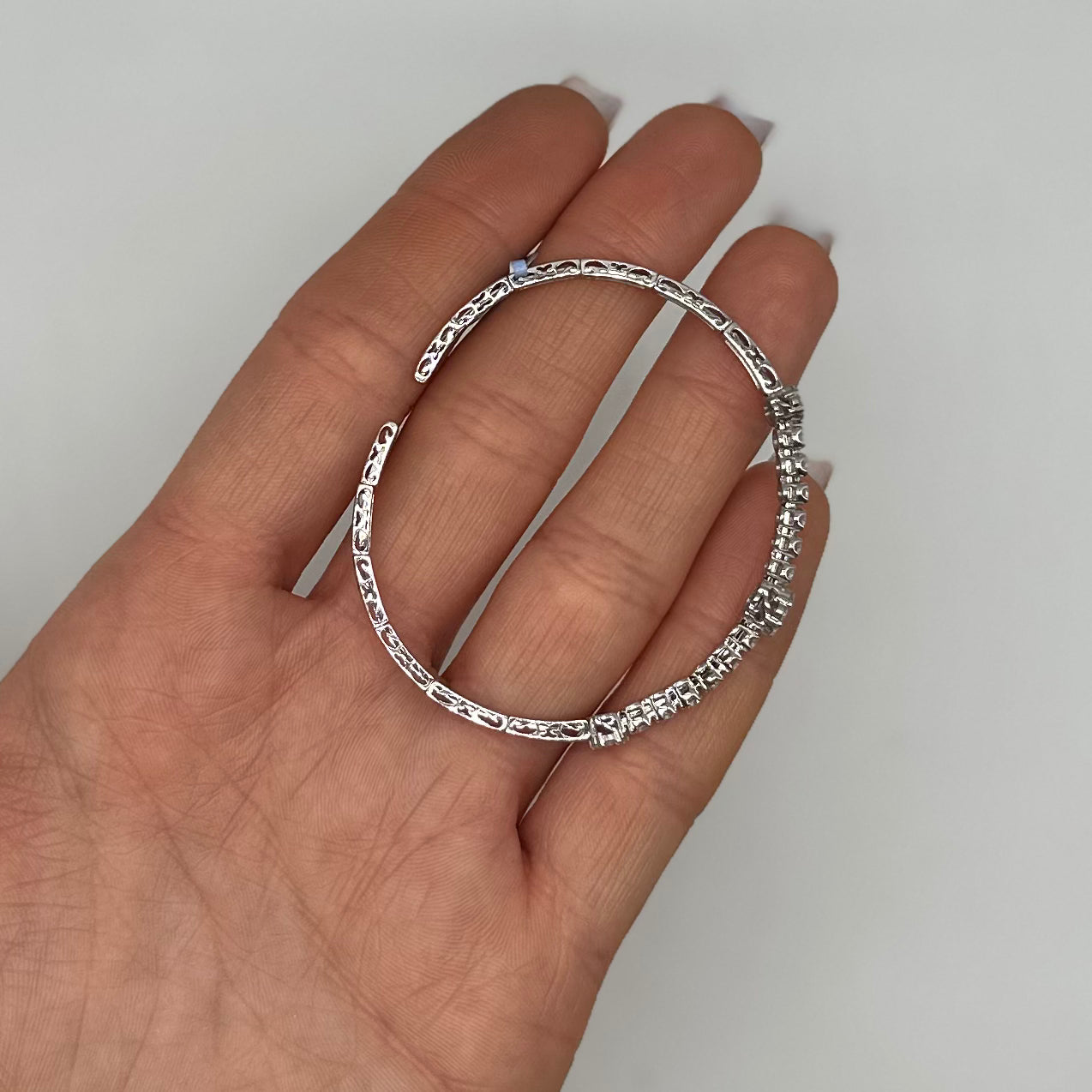 18K White Gold Diamond Bracelet – 1.38 CT PJB4031