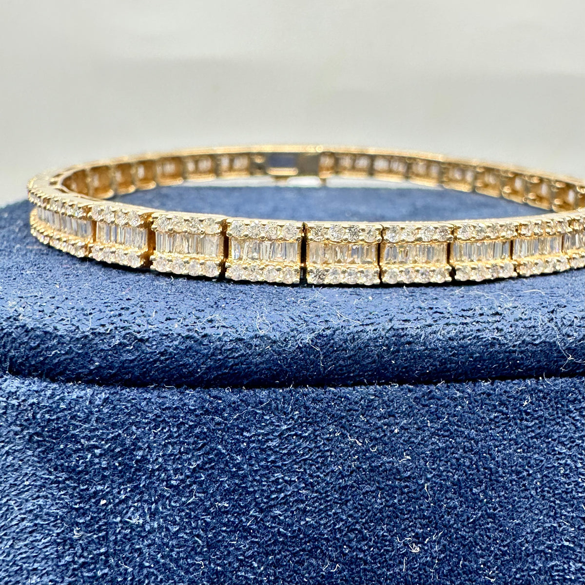 14K Yellow Gold 3.77 CT Baguette & Round Diamond Bracelet