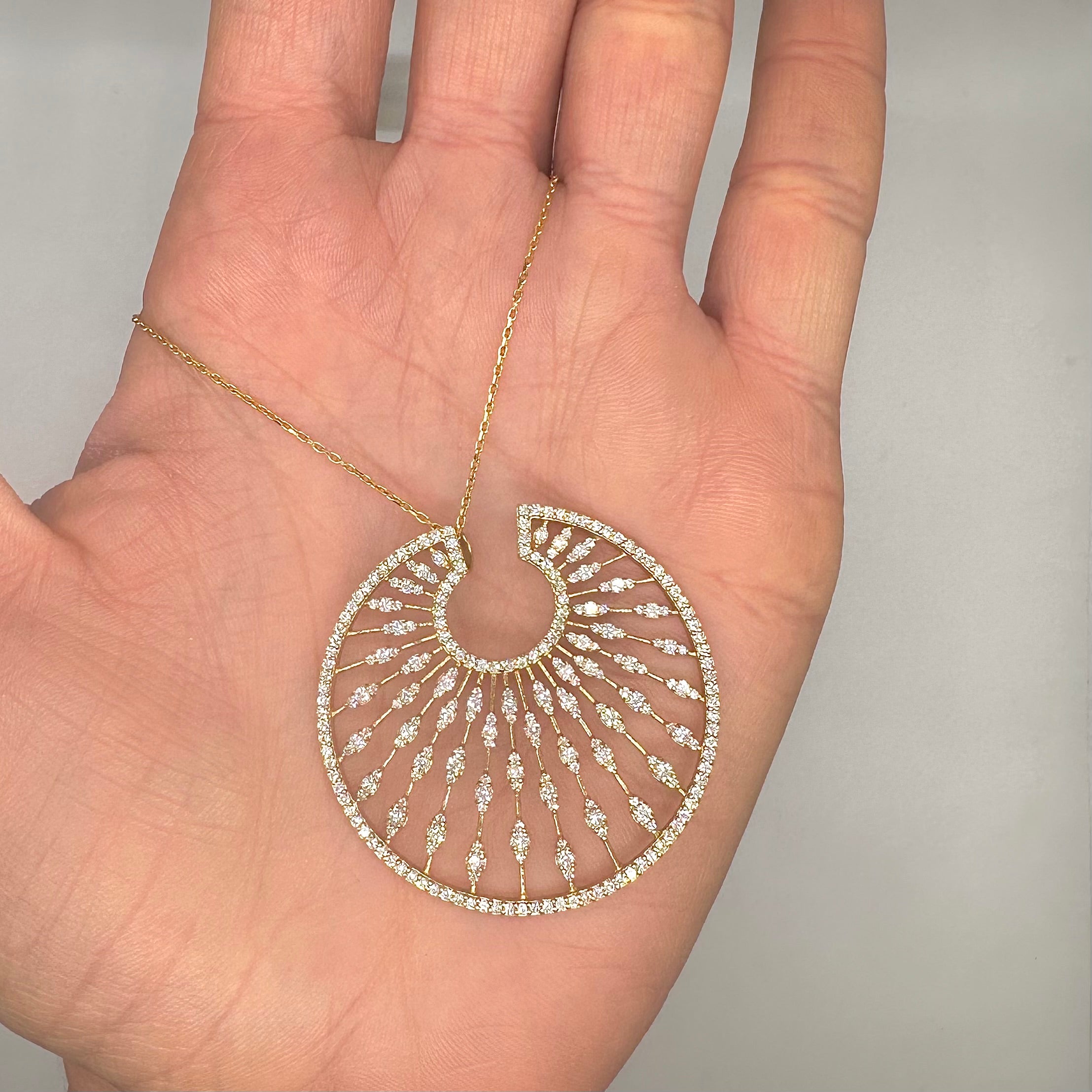 18K Yellow Gold Diamond Pendant Necklace – 1.94 CT Diamonds DN0078 ILEJ