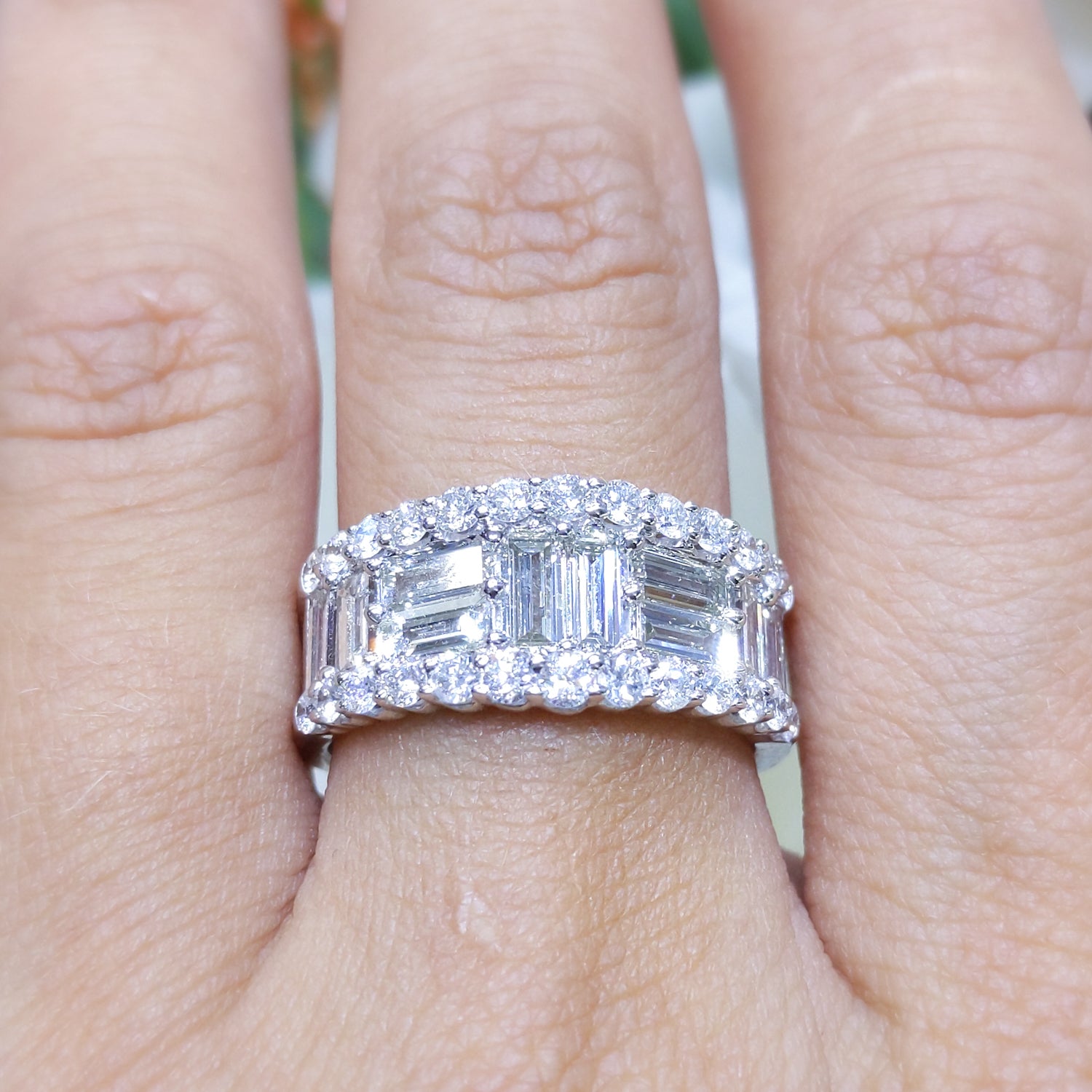2.50 CT Baguette and Round Diamonds Statement Ring DR050