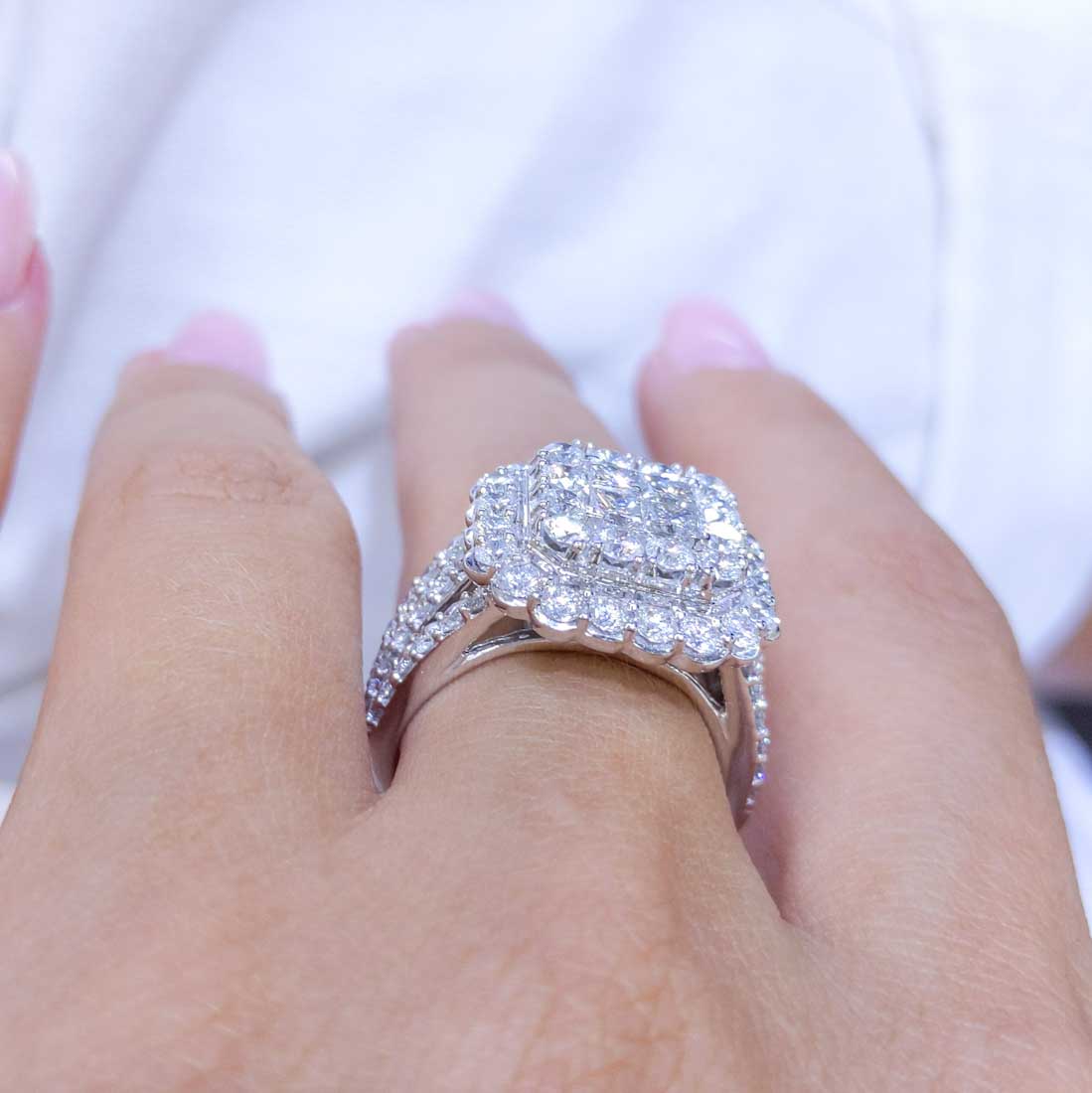 3.00 CT Round and Princess Cut Diamond Statement Ring DR004