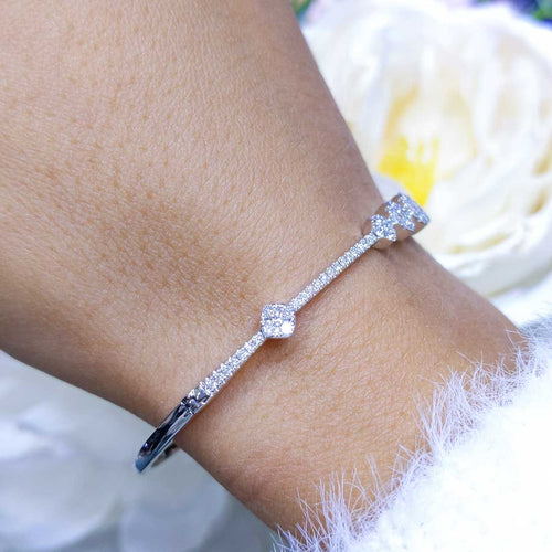 14K White Gold Diamond Bangle with 0.78CT Round Diamonds YKB00063