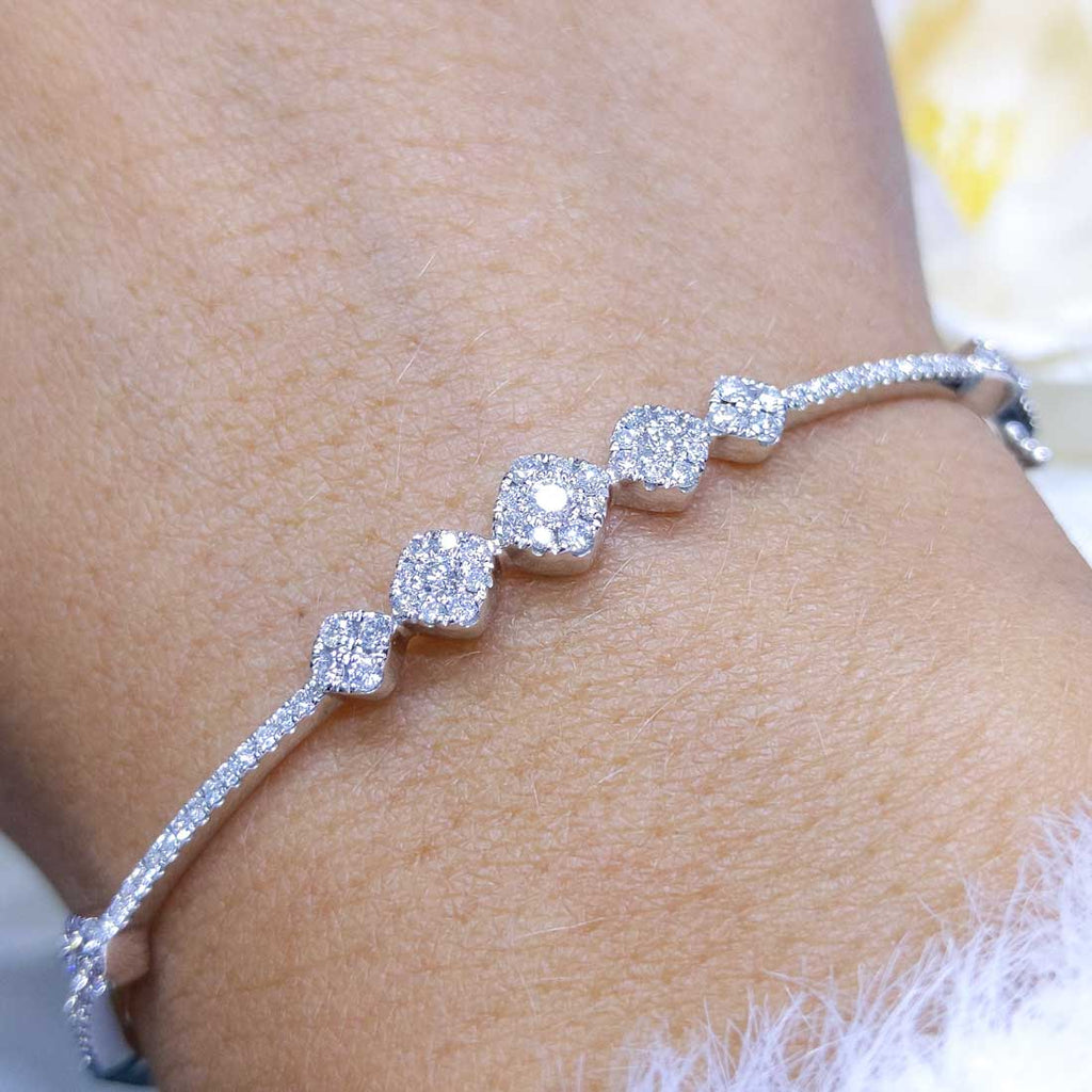14K White Gold Diamond Bangle with 0.78CT Round Diamonds YKB00063