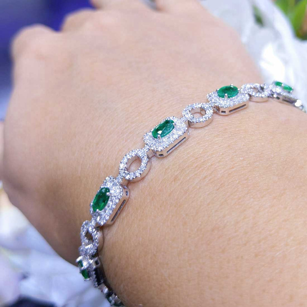 18K White Gold Emerald & Diamond Bracelet – 4.10CT | EMDB03