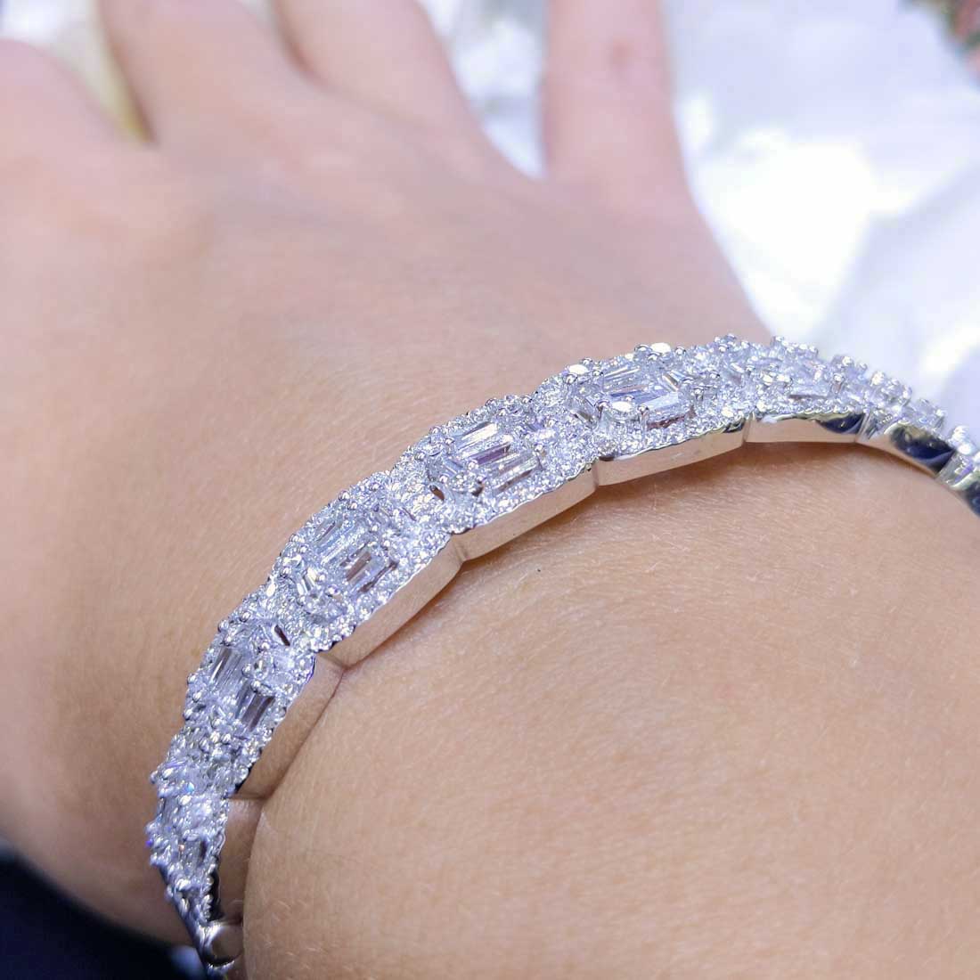3.98ct Baguette and Round Cut Diamond Bangle in 18K White Gold DB070