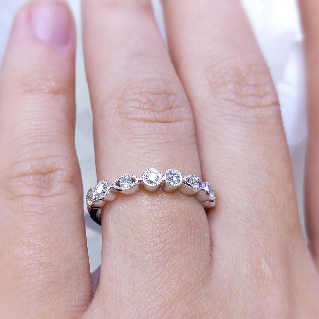 14K White Gold Round Diamond Wedding Band – 0.32CT | YKR01499WG