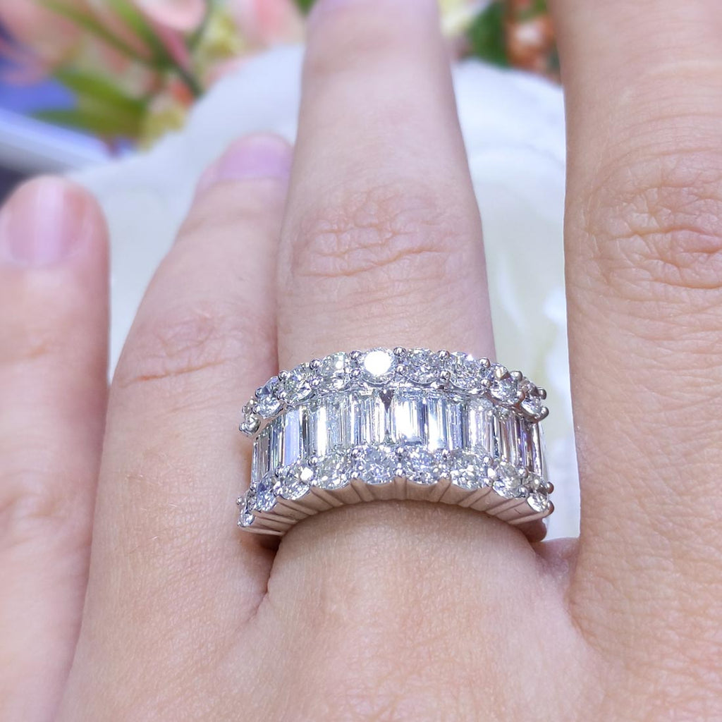 14K White Gold Round & Baguette Diamond Band – 3.58CT H/SI | AAZ985