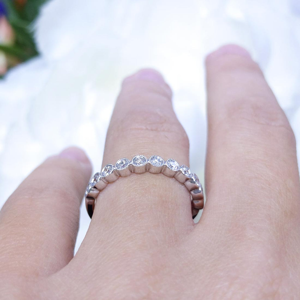 18K White Gold Round Diamond Band – 0.25CT | WB437