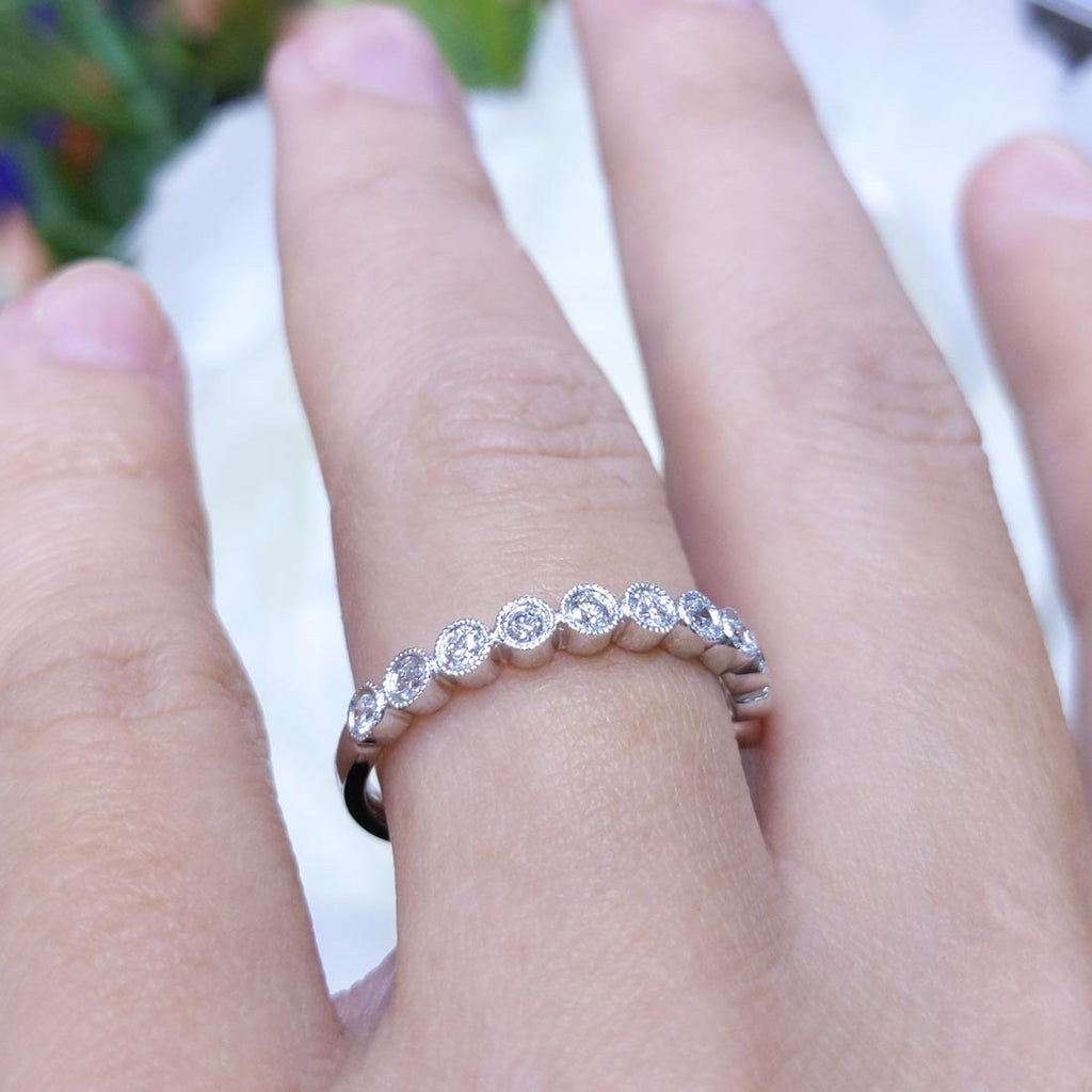 18K White Gold Round Diamond Band – 0.25CT | WB437