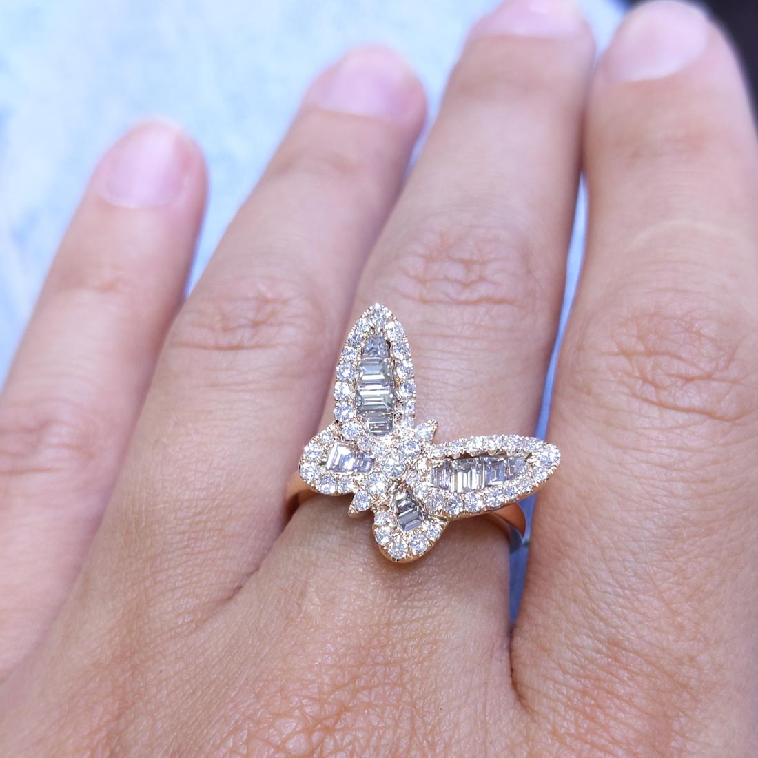 18K Rose Gold Round & Baguette Diamond Statement Ring – 1.33CT F/G VS | DR142