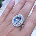 6.65ct Aquamarine and Diamonds Fashion Ring