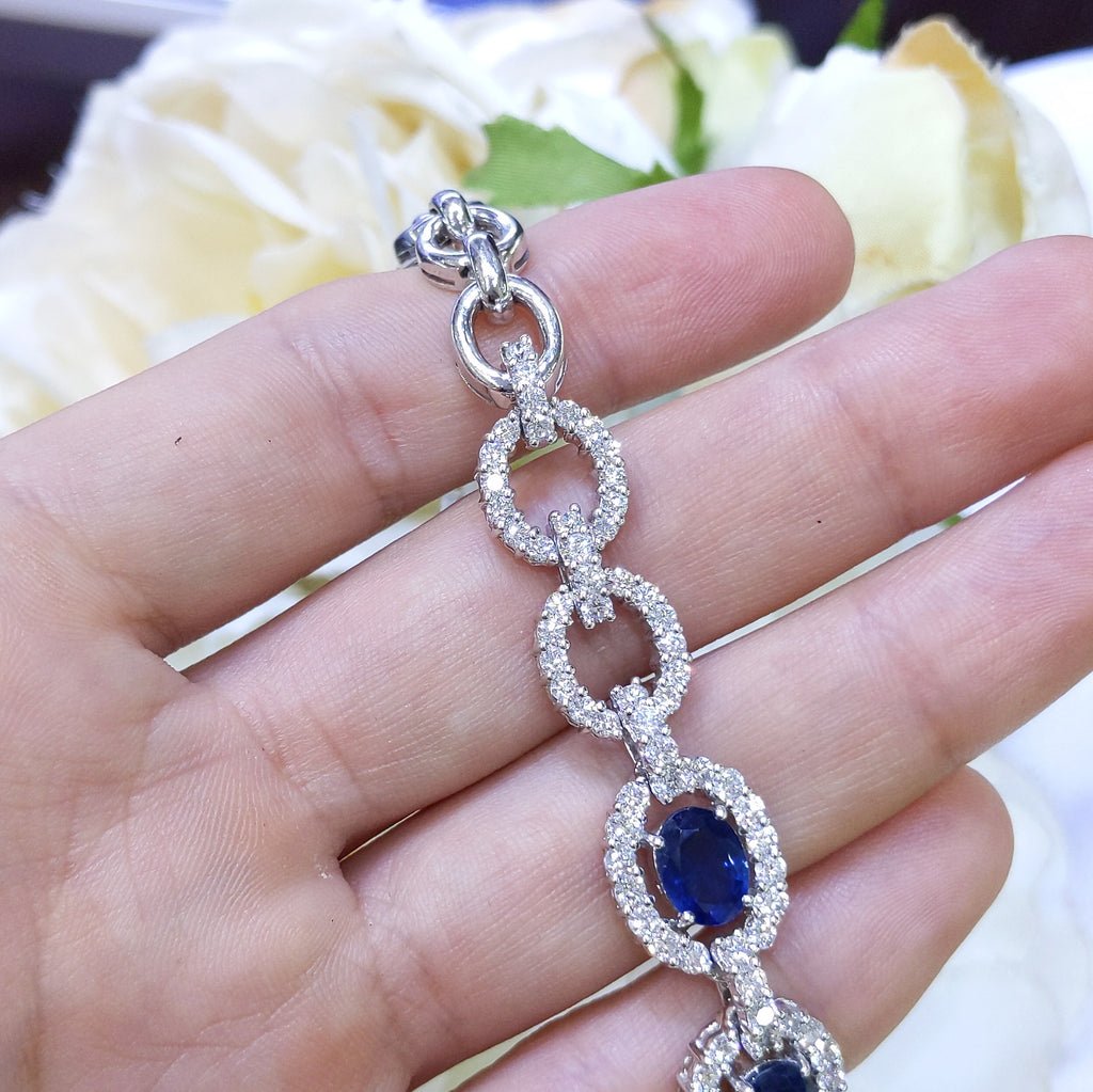 19.88ct Sapphire and Diamond Necklace in 18K White Gold CDN004