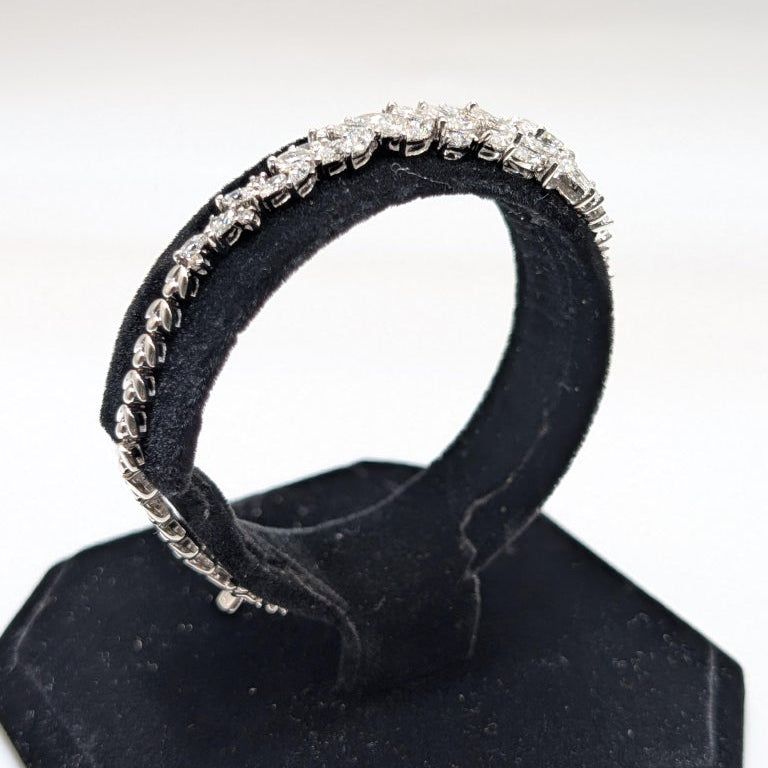 18k White Gold Diamond Bracelet with Marquise and Round Cut Diamonds DB044 TTTJ