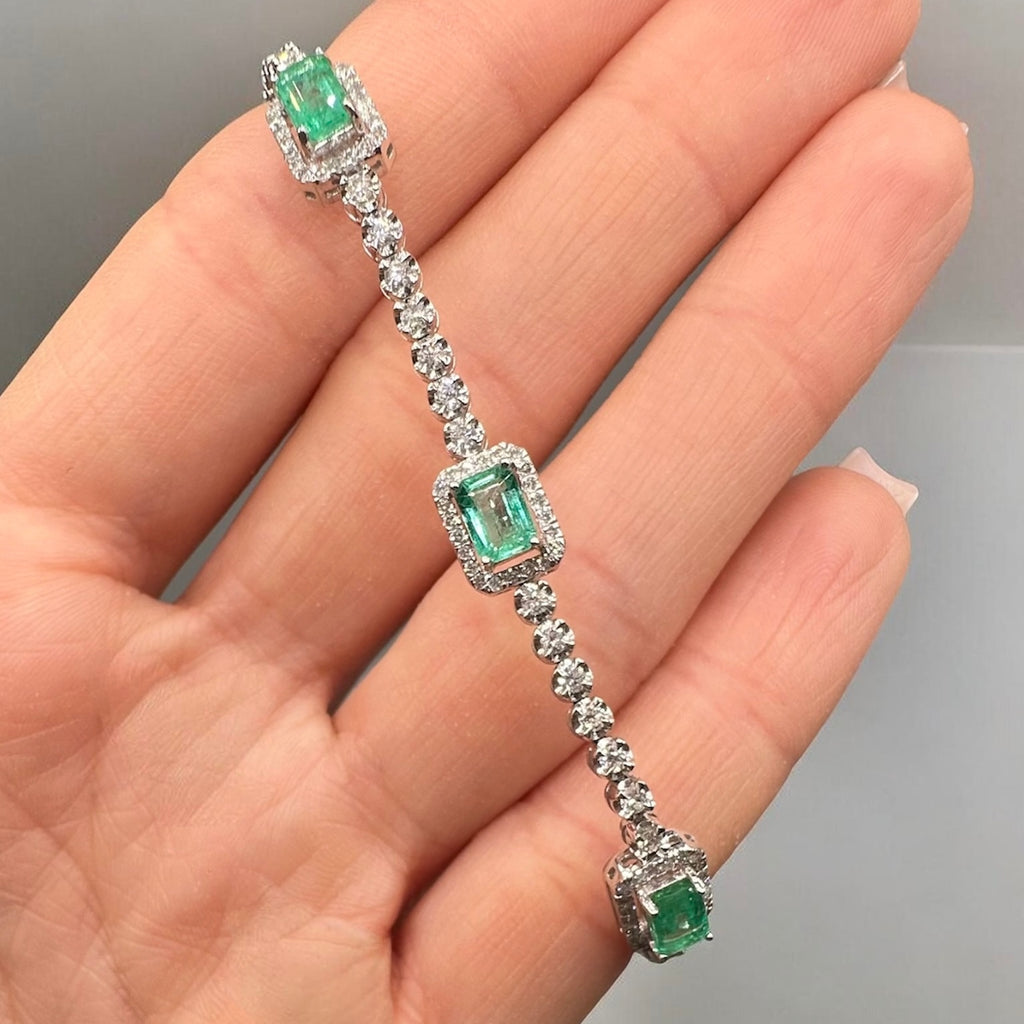 18K White Gold Emerald & Diamond Bracelet – 1.91ct Emeralds & 1.81ct Diamonds EMDB07 IEJJ