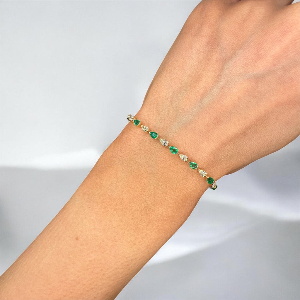 18KT Yellow Gold Emerald & Yellow Diamond Bracelet – EMDB010 GJTS